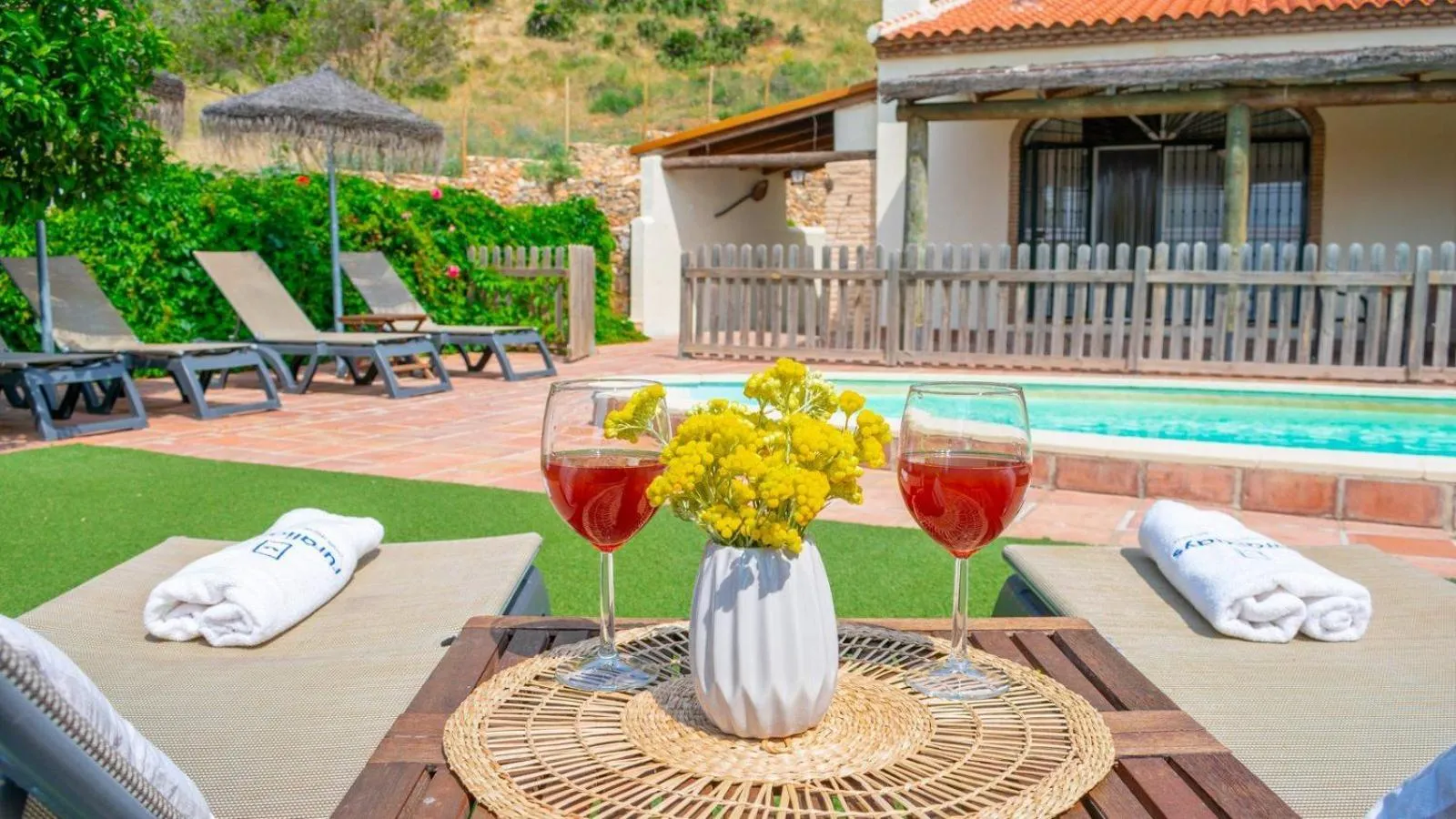 Casa Finca del Roble Antequera - La Higuera by Ruralidays