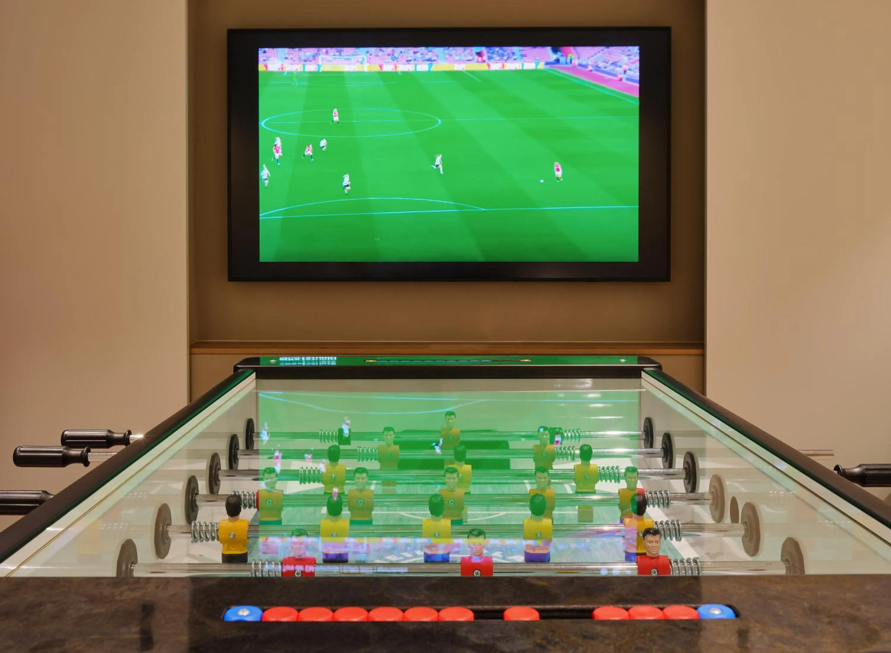 Communal lounge/ TV room in Dorint Resort Baltic Hills Usedom