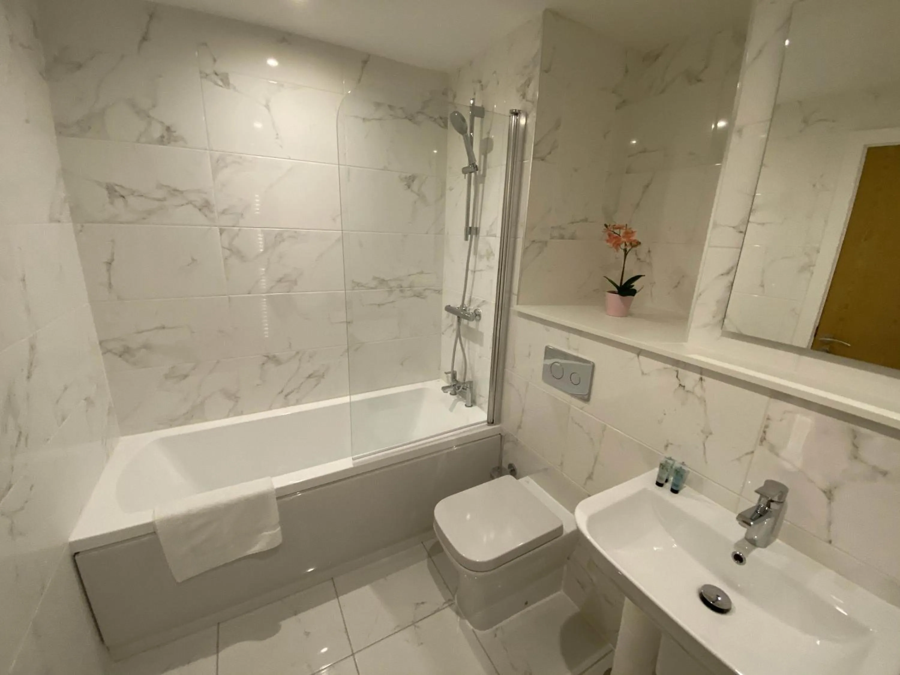 Bathroom in Arden Gate Apartments