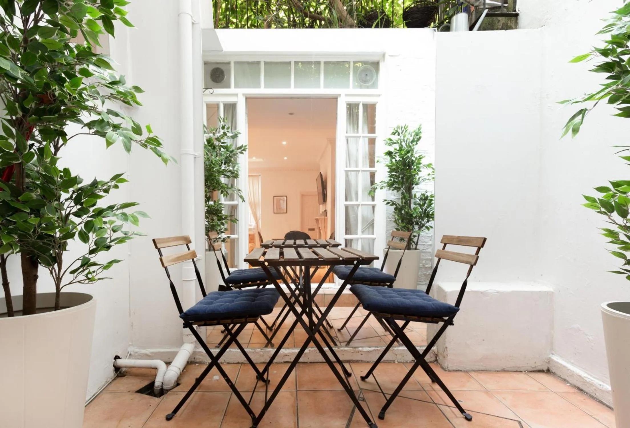 Spacious 1 bed Sloane Square