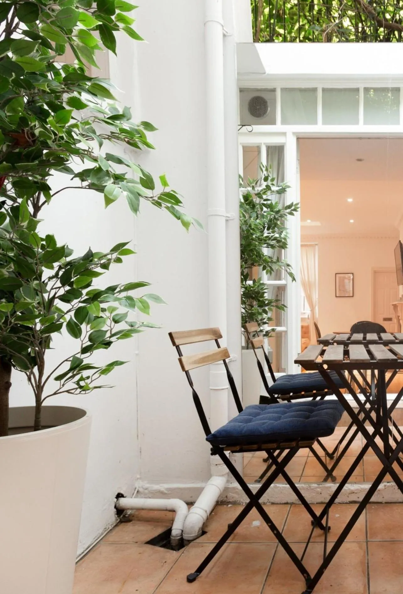 Spacious 1 bed Sloane Square