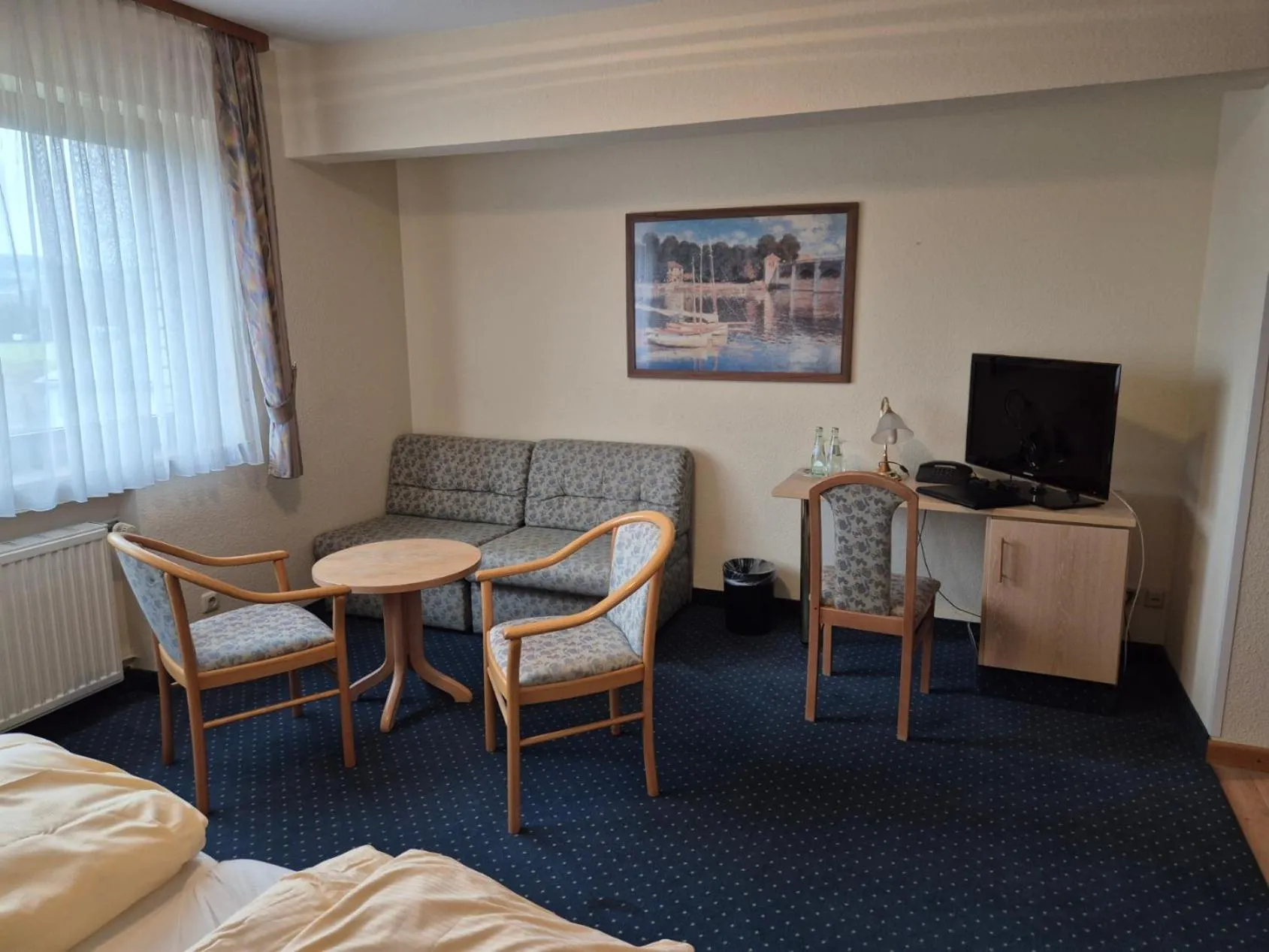 Photo of the whole room, Bed in Hotel zur Waage