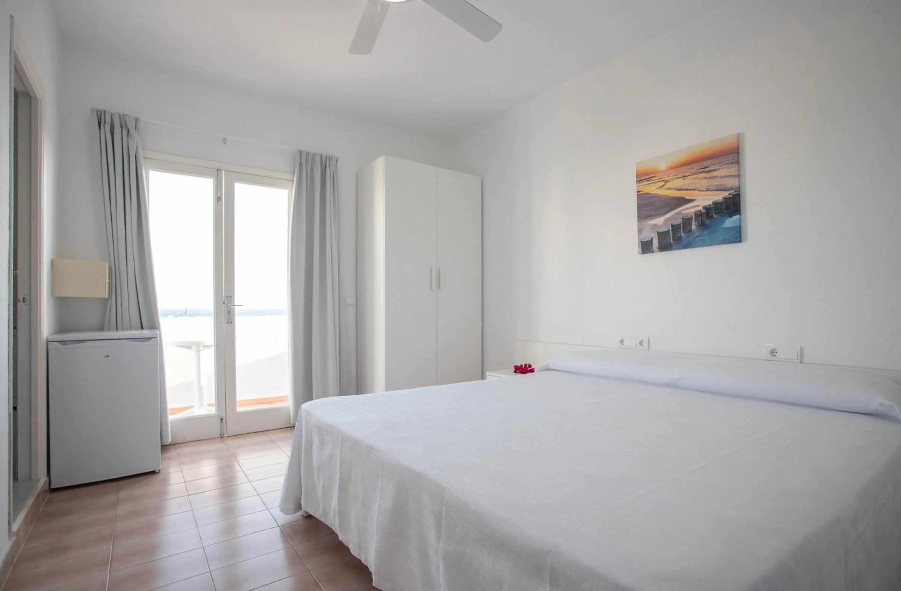 Bed in Hostal Mayans