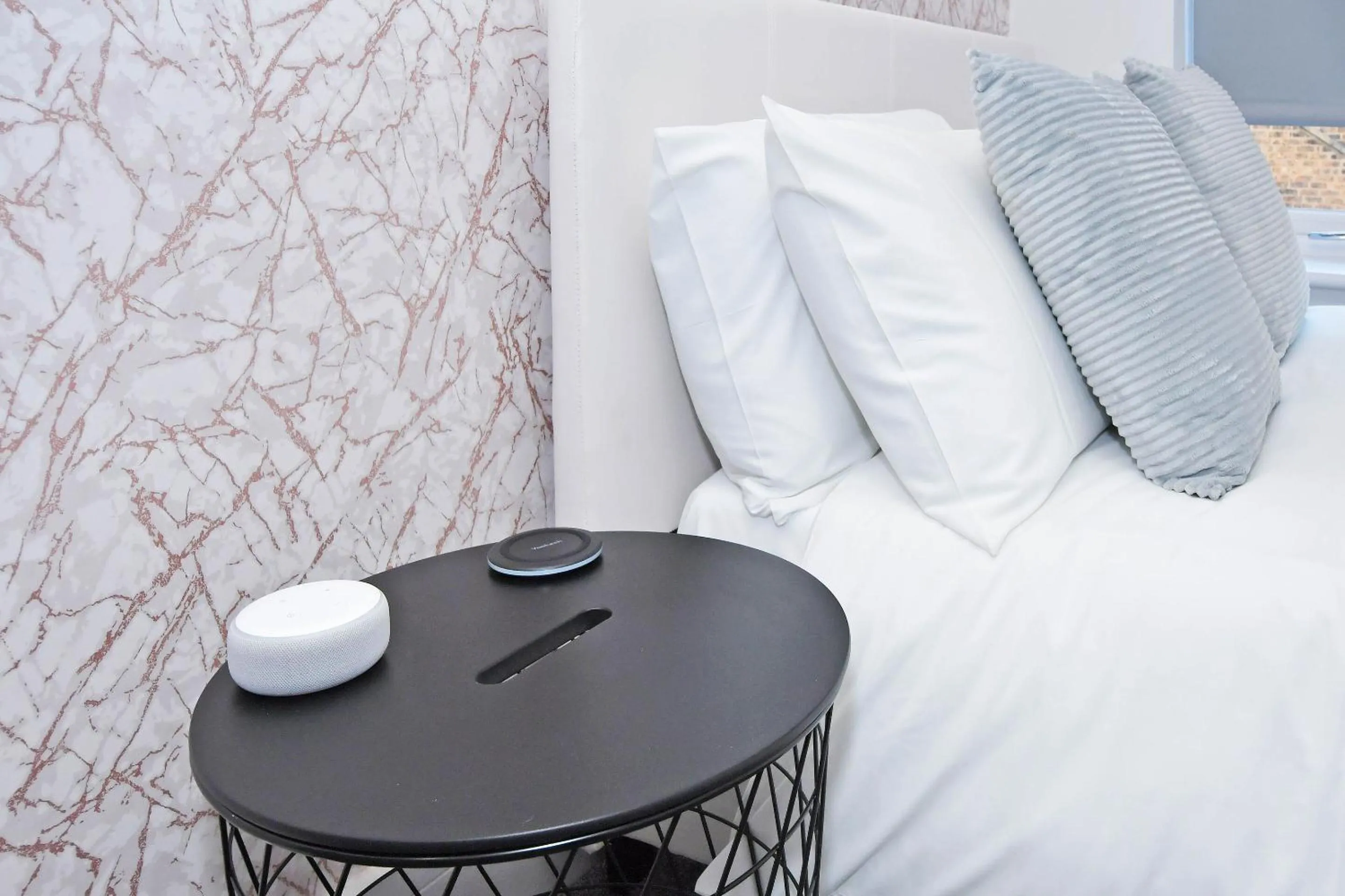 Bedroom, Bed in Townhouse PLUS @ Lower Beth Street Stoke