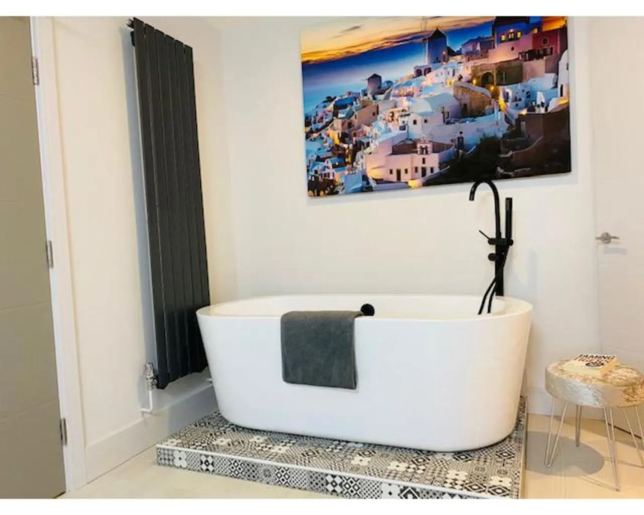 Bathroom in Townhouse PLUS @ Lower Beth Street Stoke