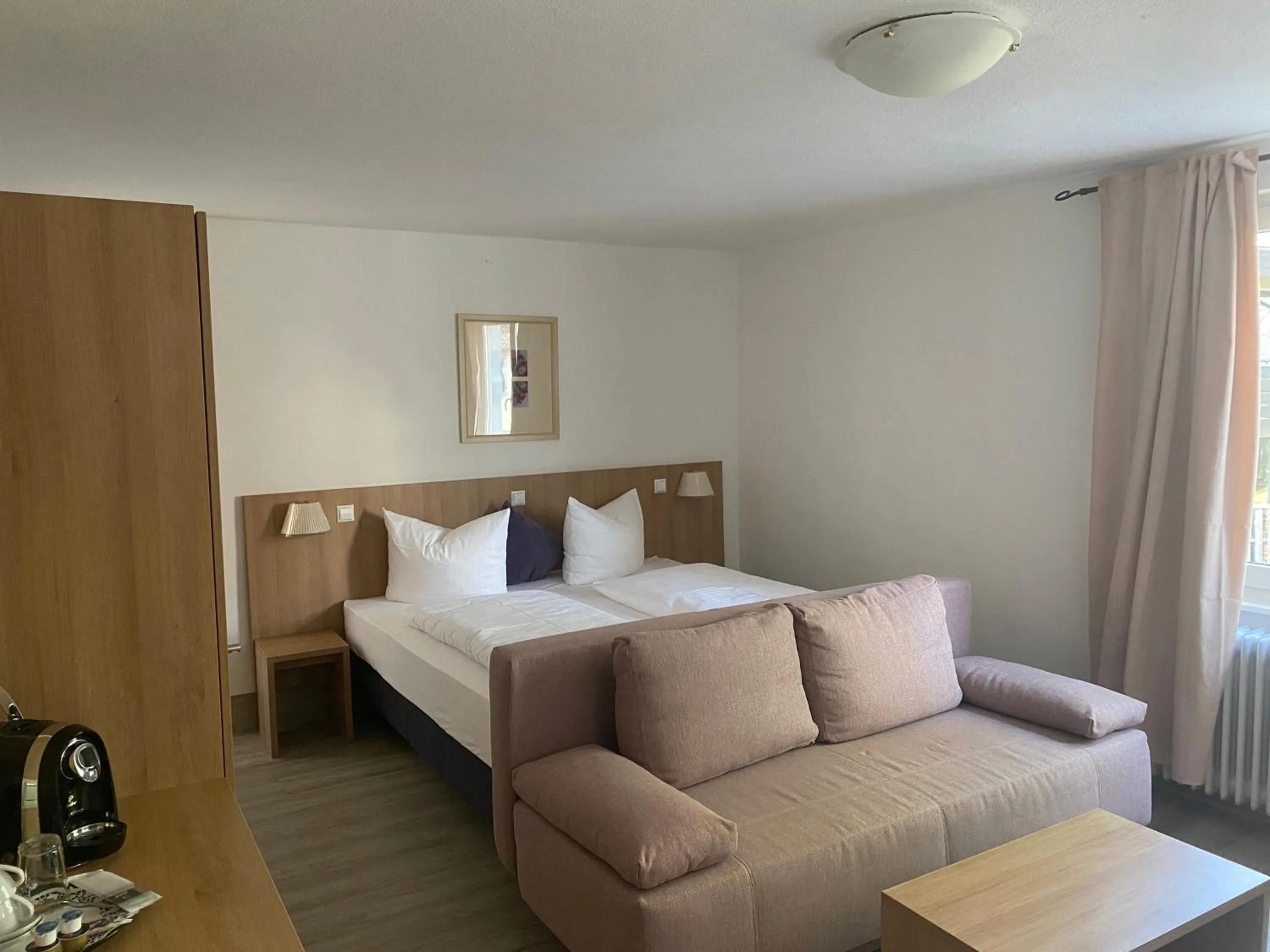 Bedroom, Bed in Bodenseehotel Krone & Gästehaus