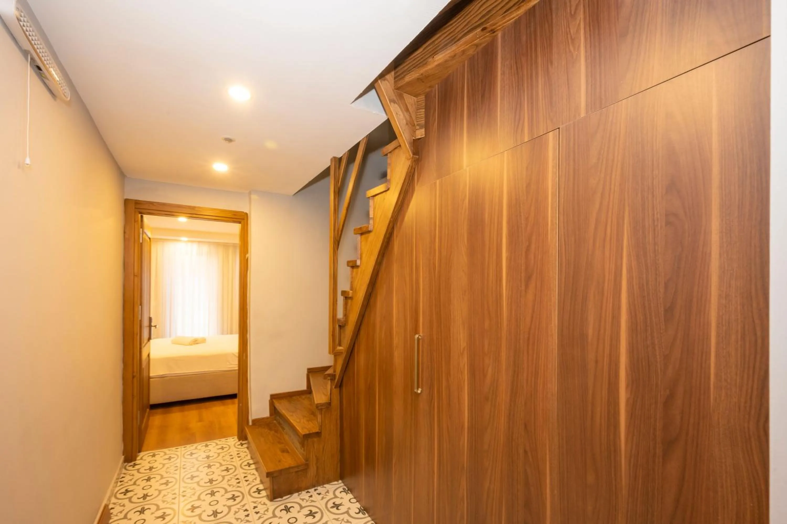 Property building, Bed in Taksim suıte