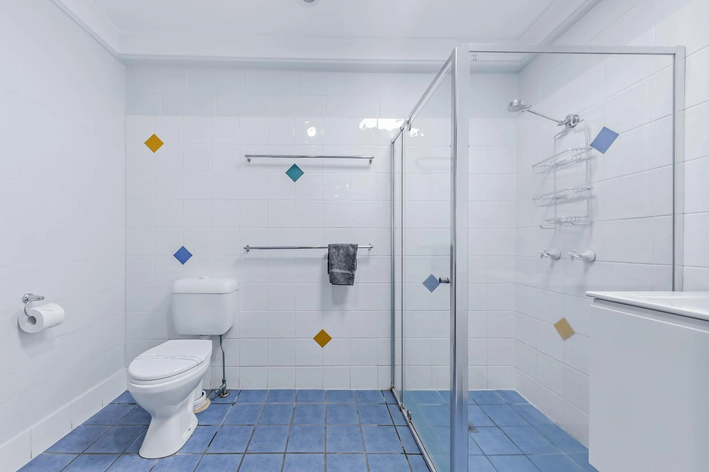 Airlie Sun & Sand Accommodation #6