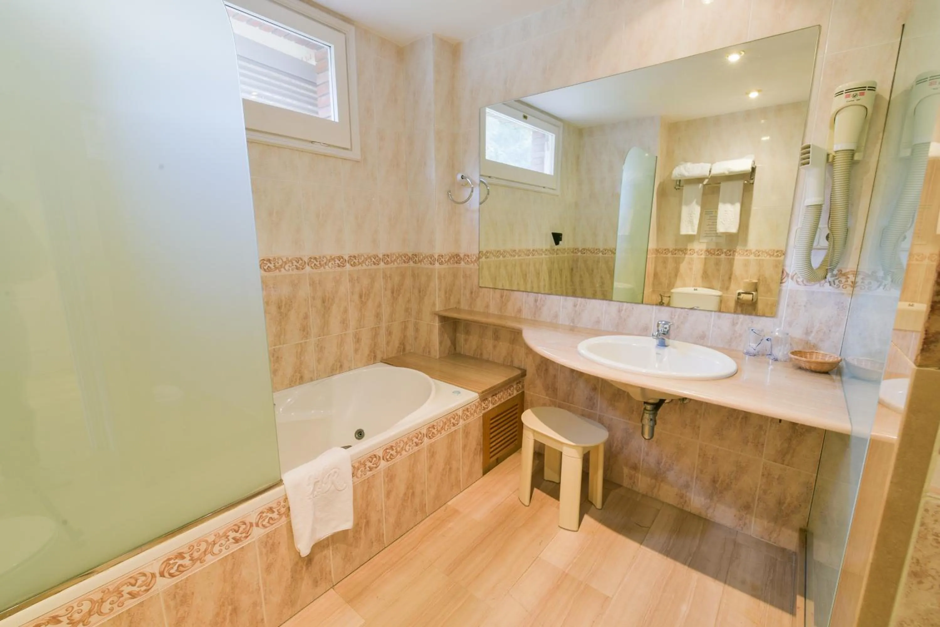 Shower in Hotel Robert