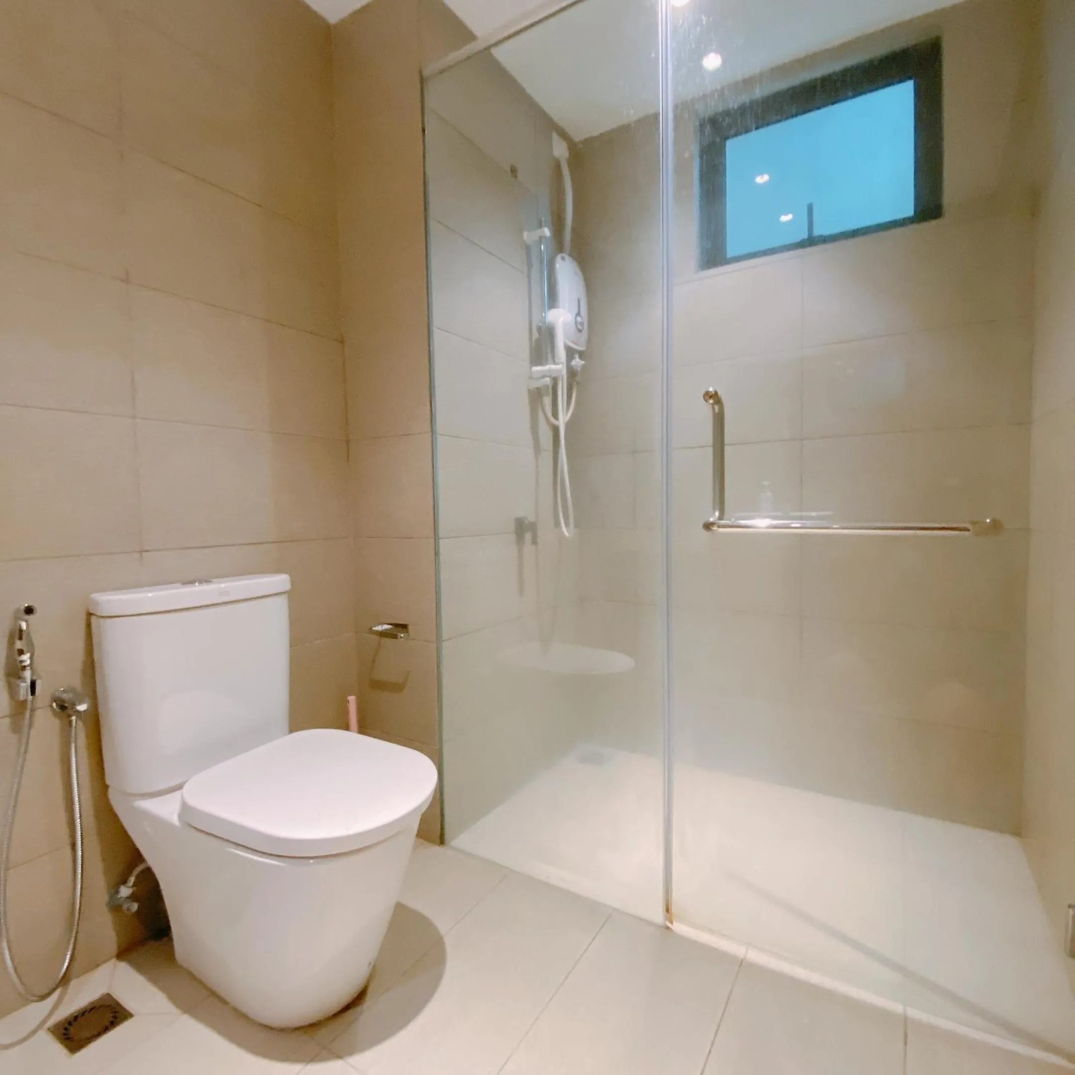 Bathroom in Eko Cheras Residences by De Space