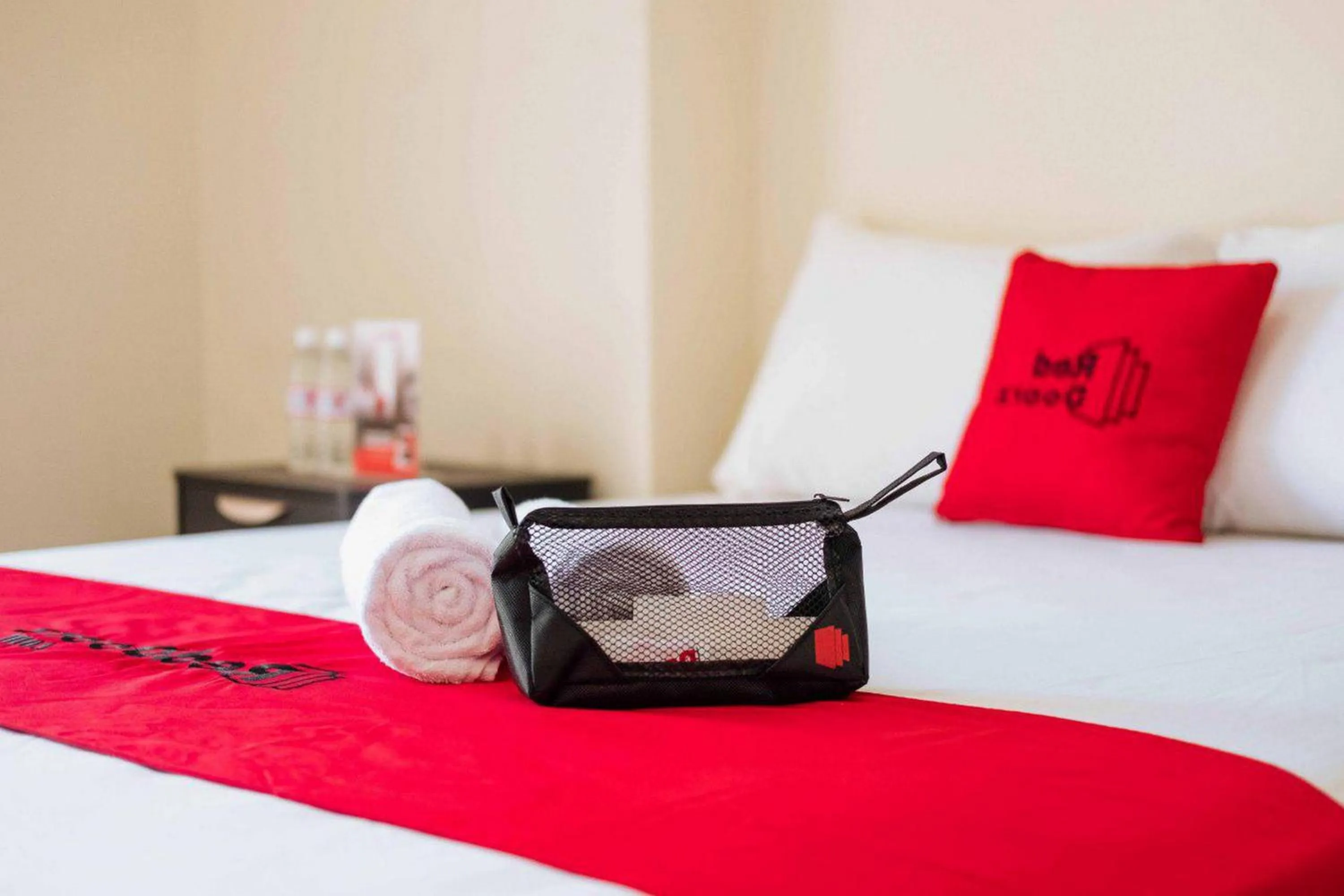 Bed in RedDoorz @ Jalan Pendidikan Mataram