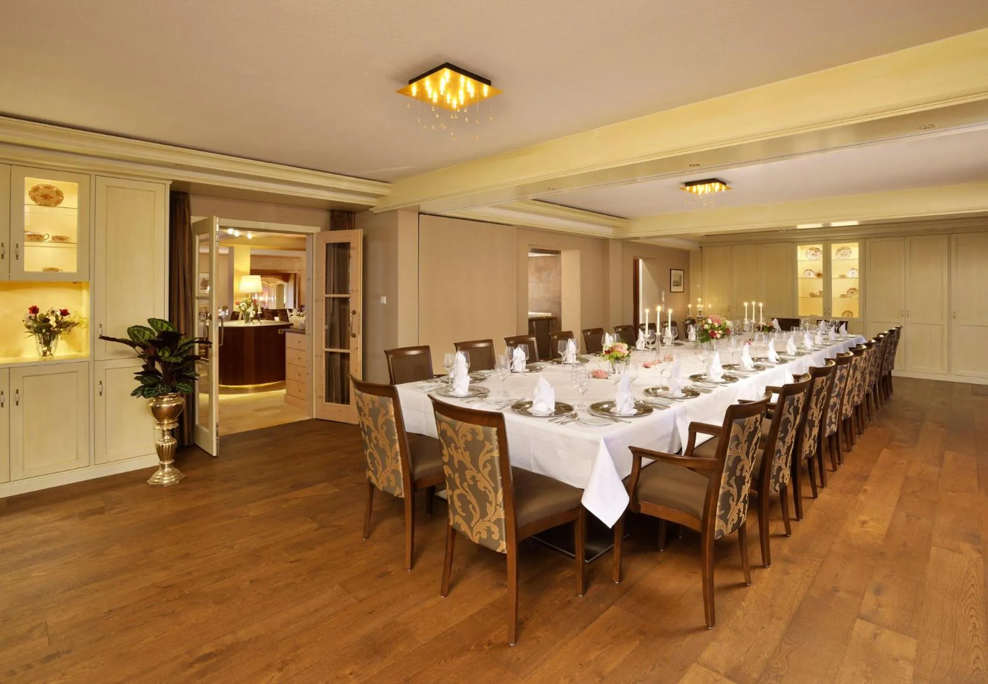 Restaurant/places to eat in Hotel Hohe Linde