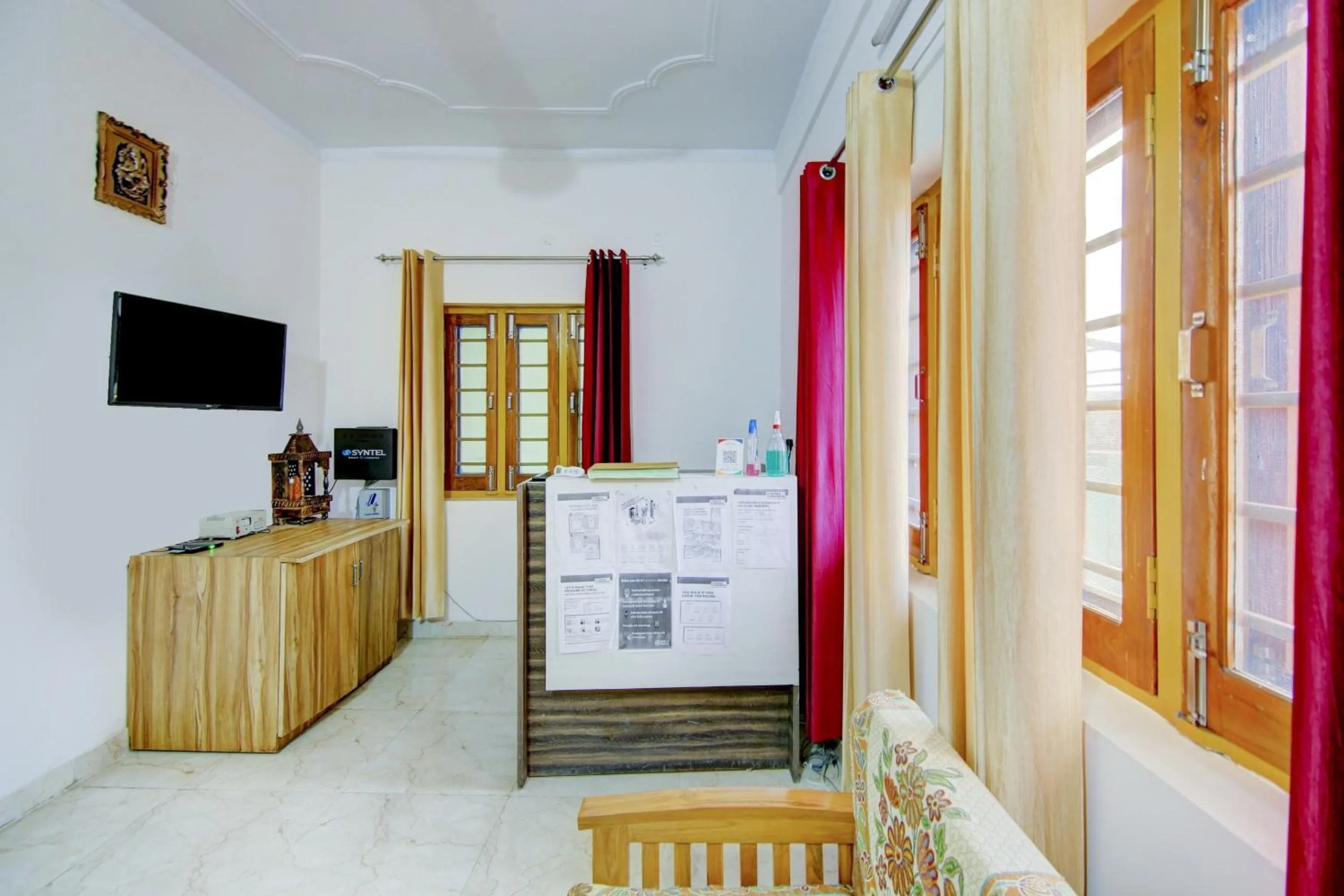 Lobby or reception in SPOT ON Chandra's Residence