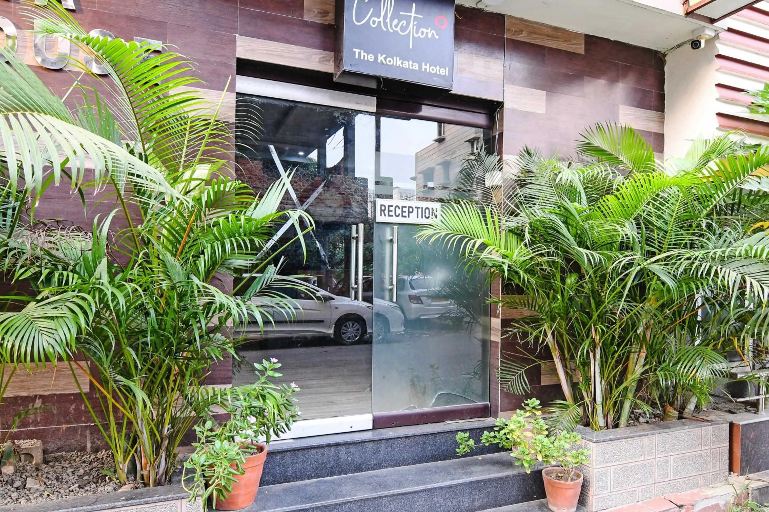 Facade/entrance in Super Hotel O New KOLKATA HOTEL