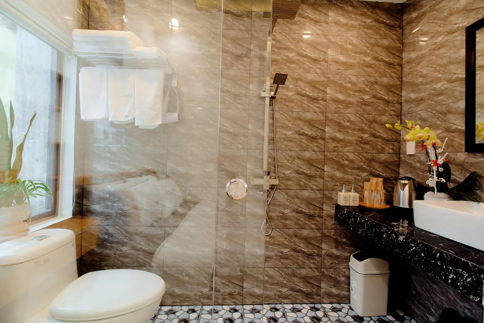 Bathroom in Hoian Royal Villa