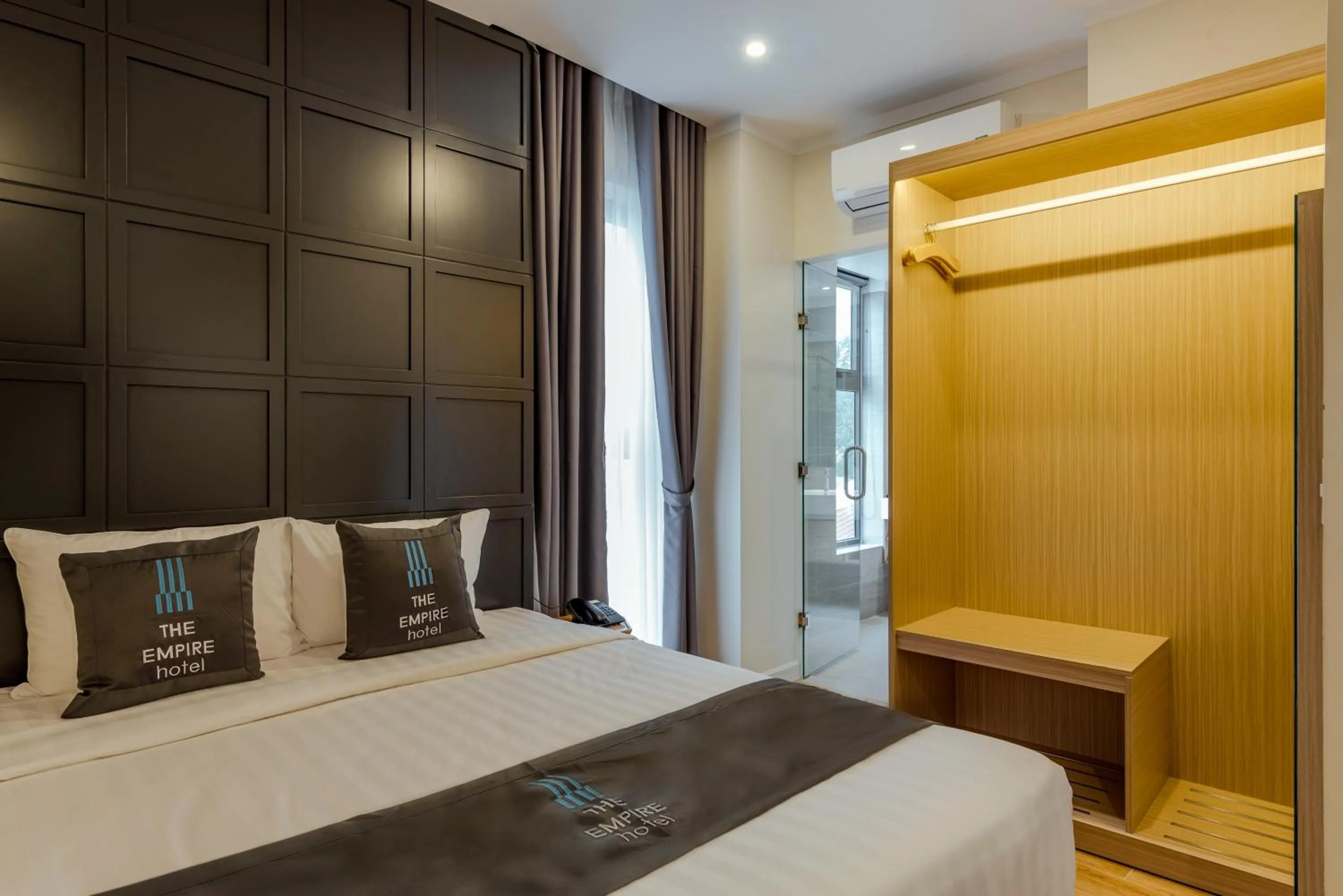 Bed in The Empire Hotel