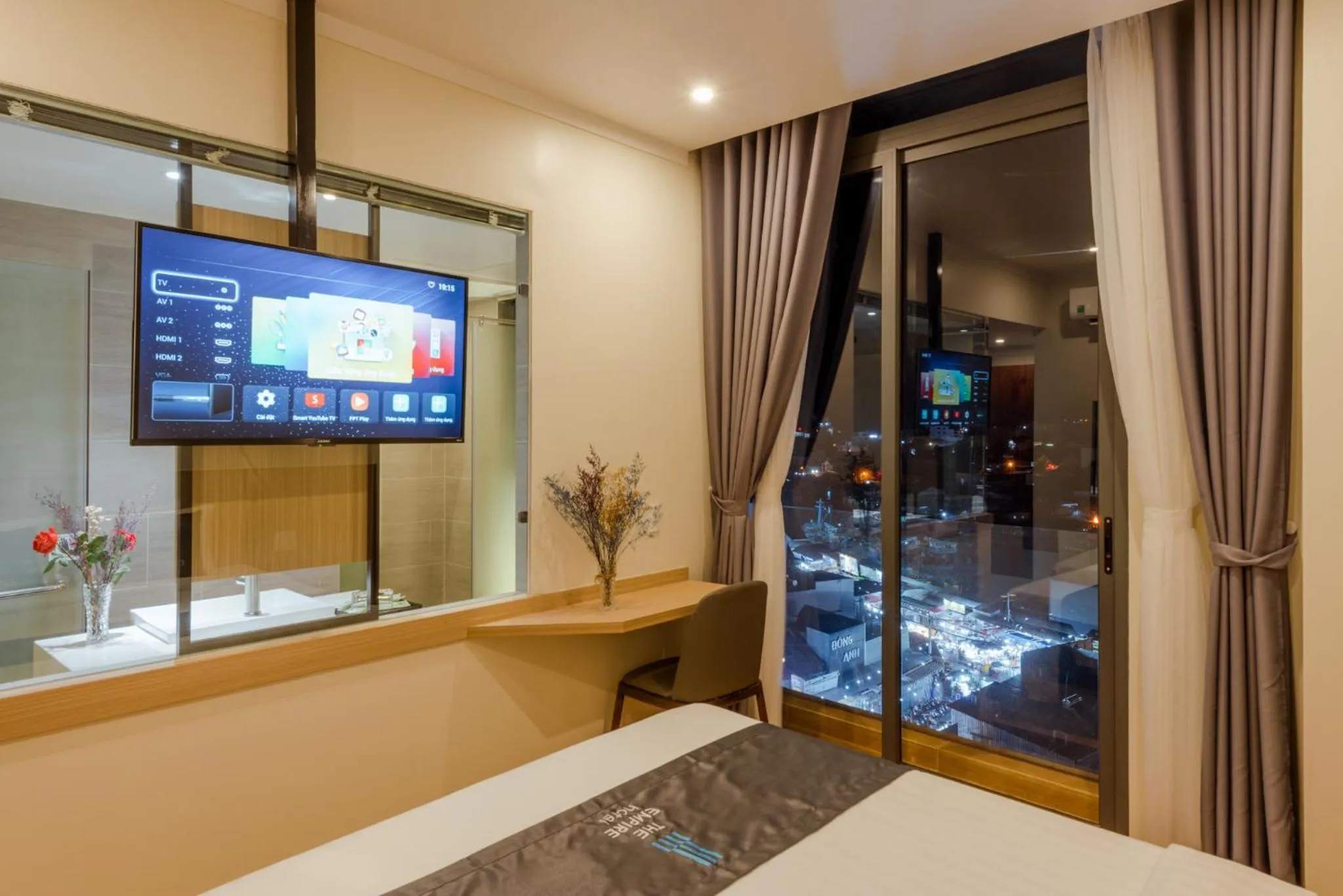 Bed in The Empire Hotel