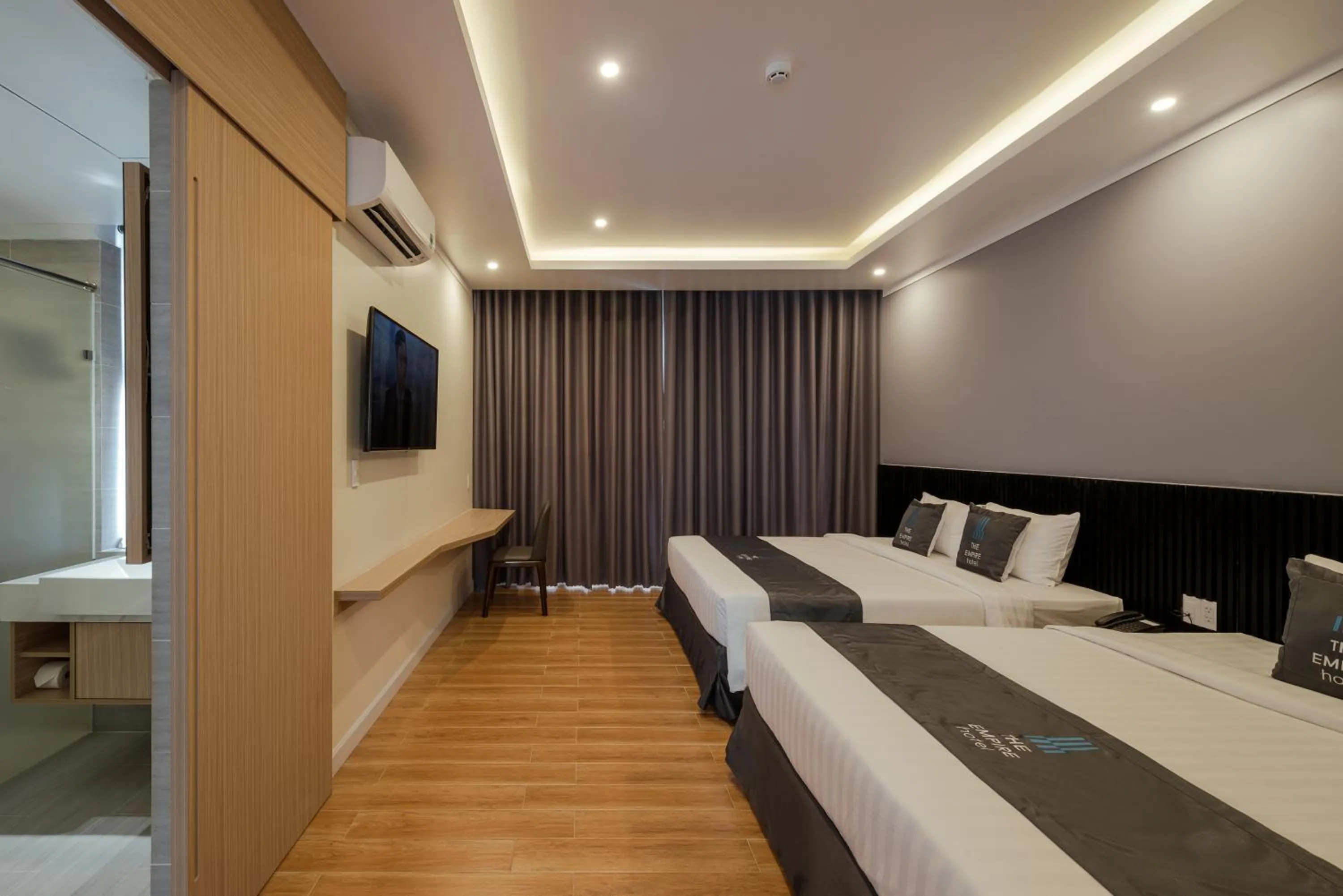 Bed in The Empire Hotel