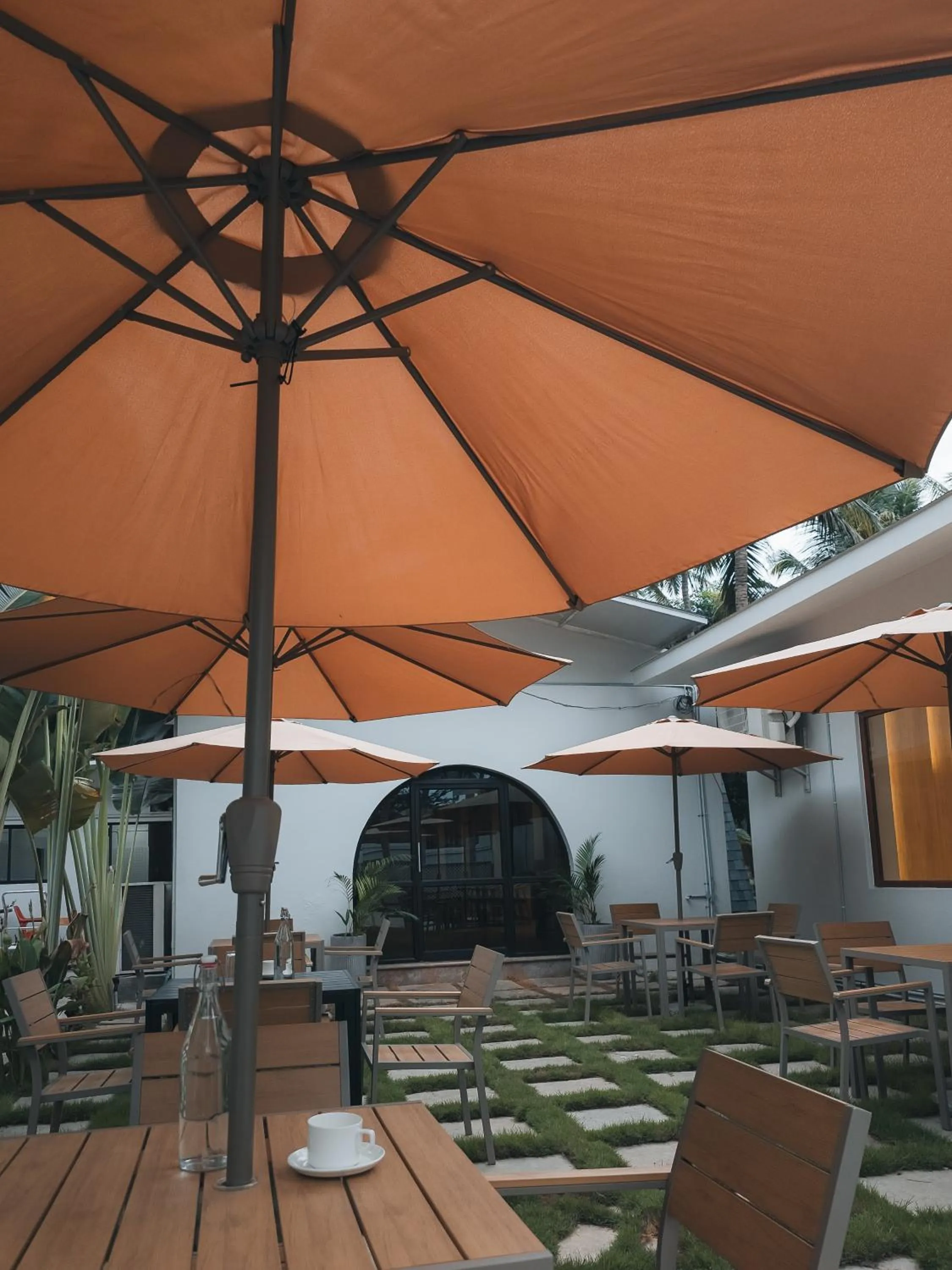 Restaurant/places to eat in RK RESORTS