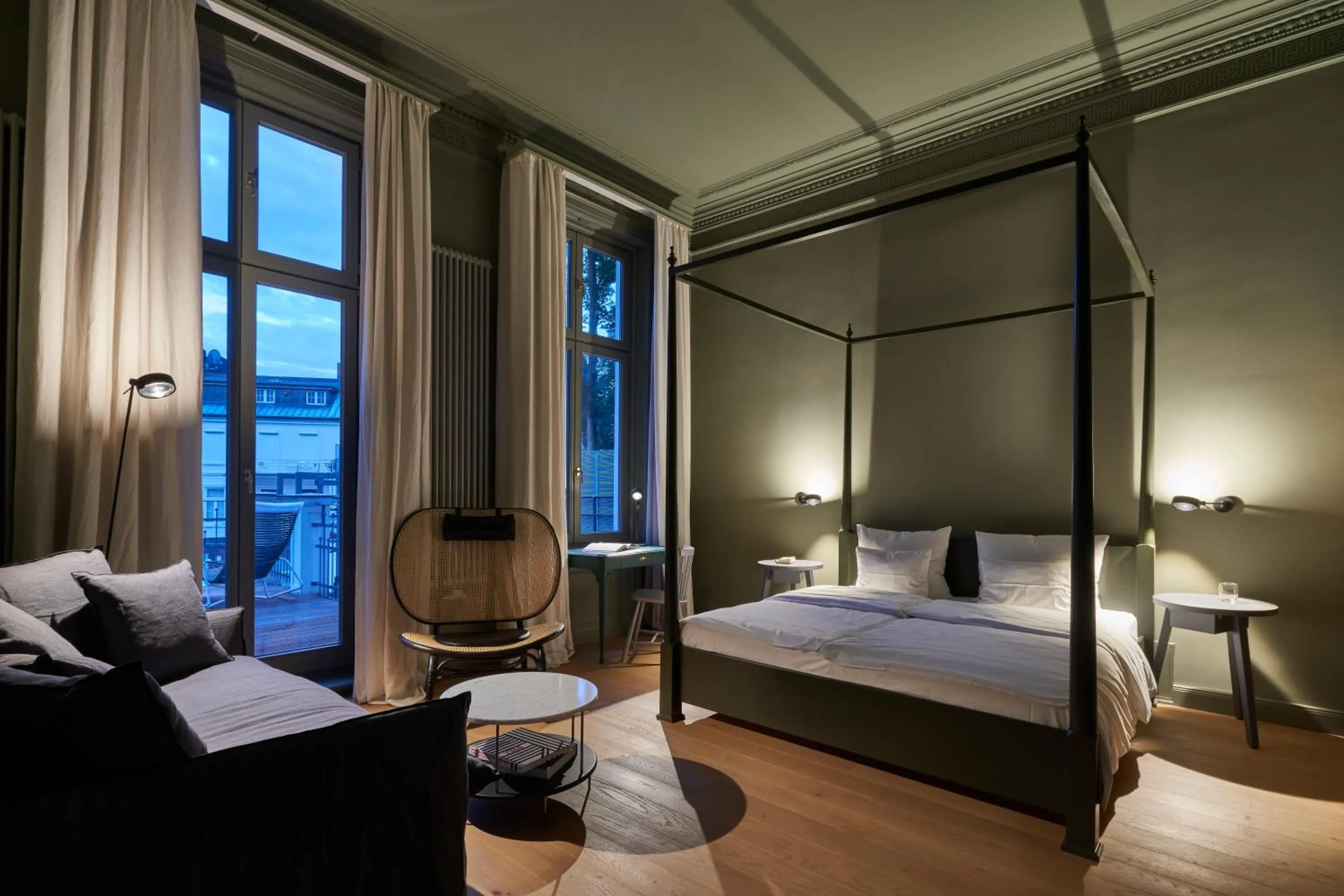 Photo of the whole room, Bed in stilwerk Hotel Heimhude