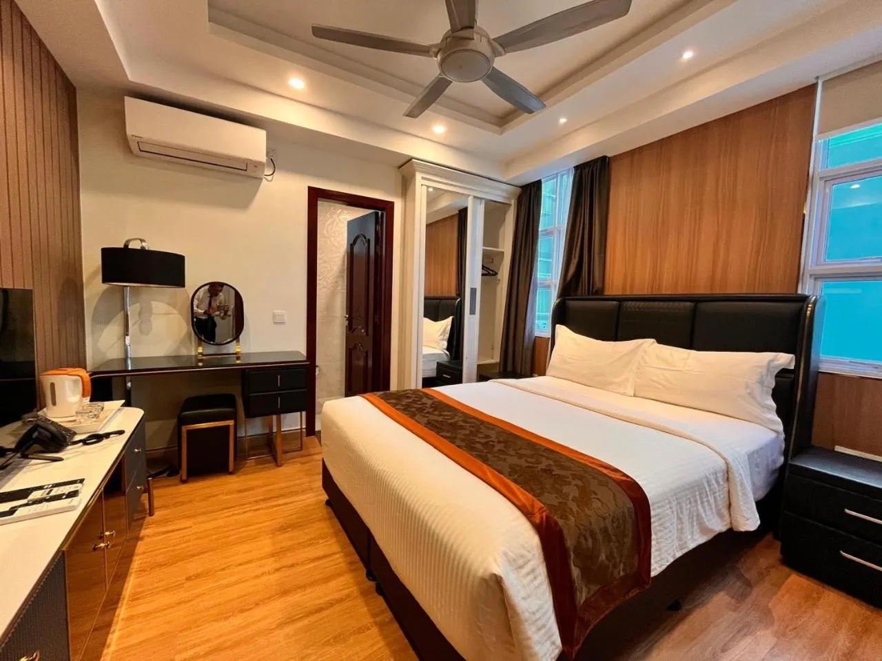 Bed in Rivethi Beach