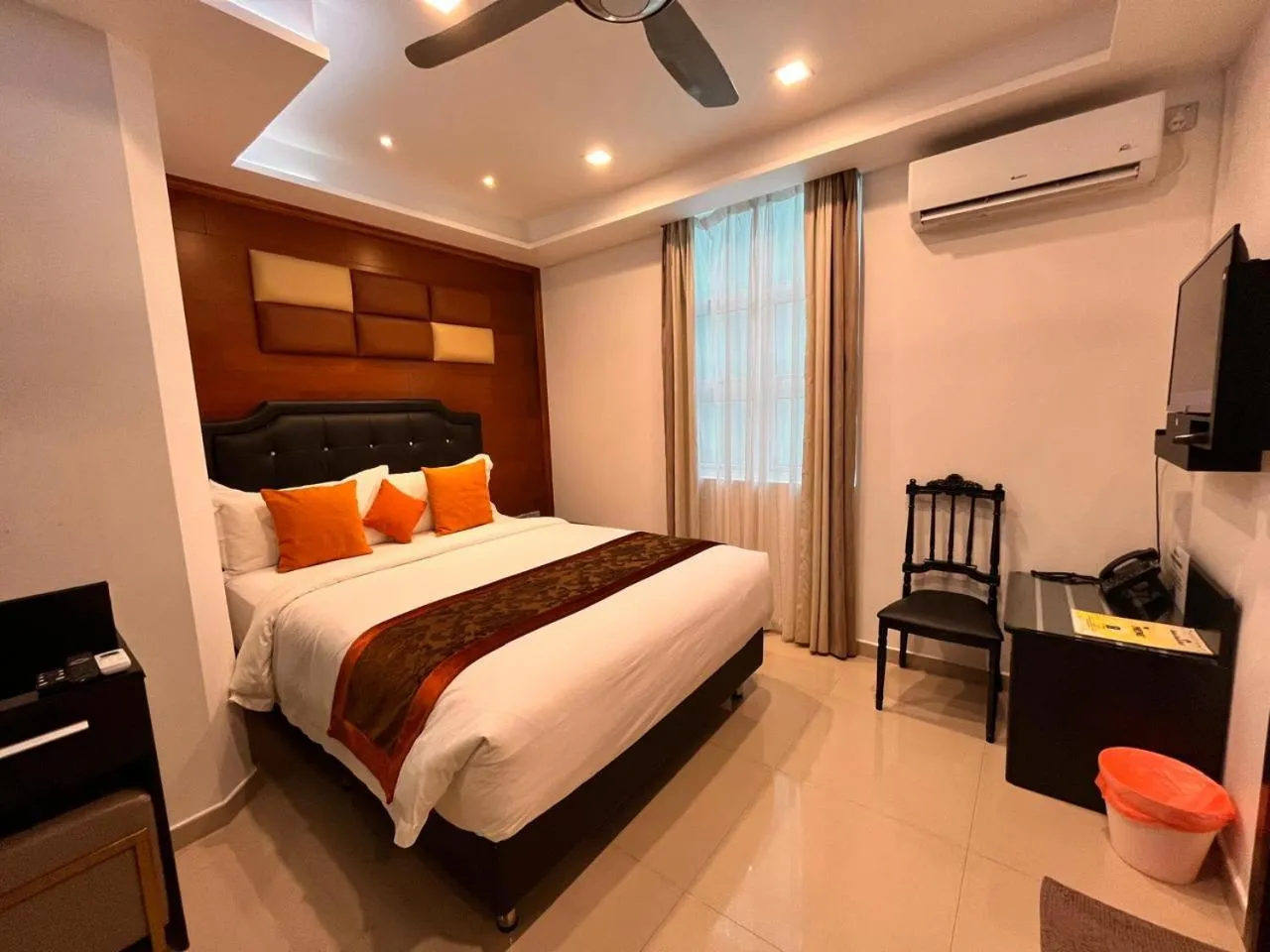 Bed in Rivethi Beach