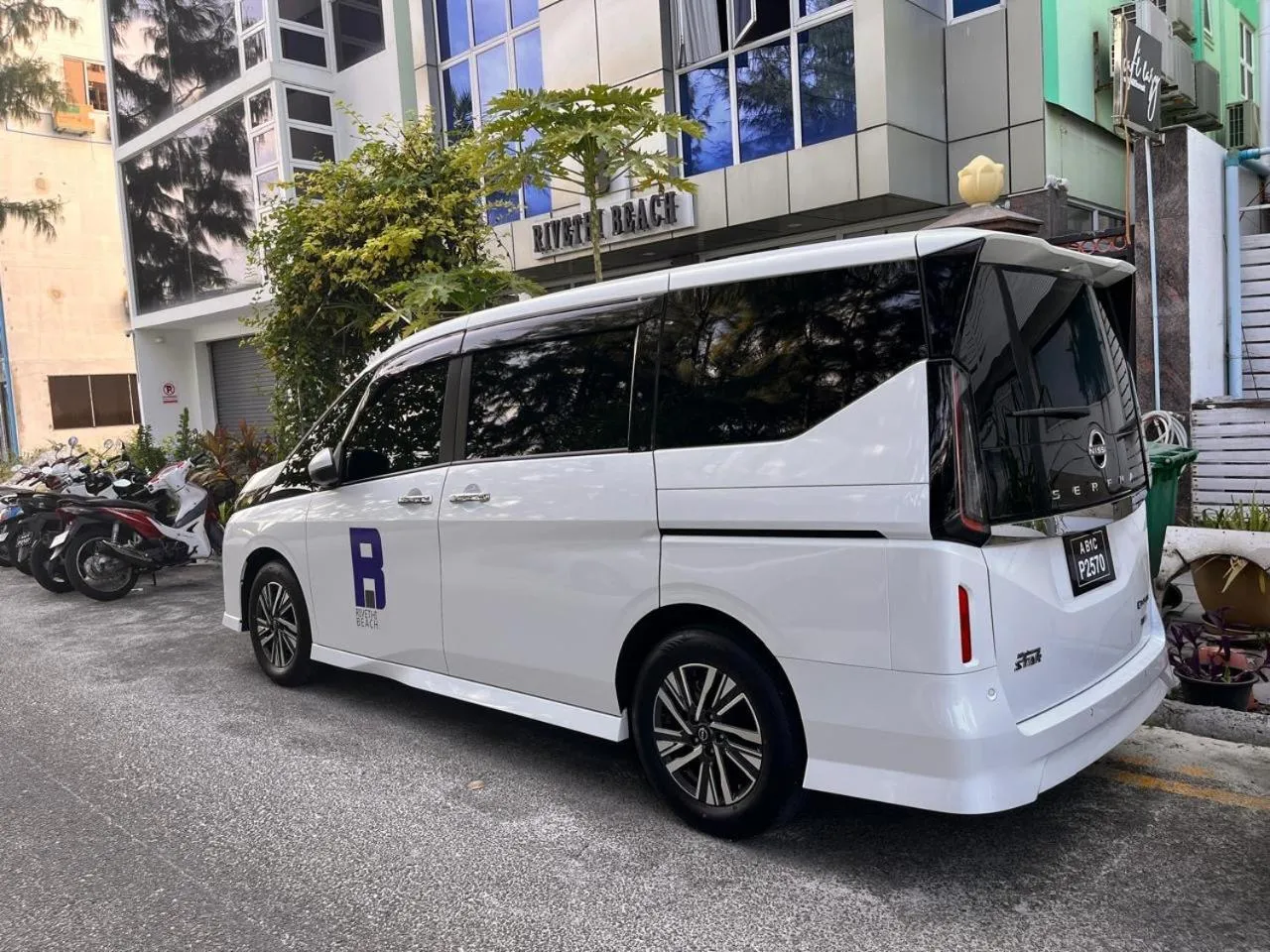 shuttle in Rivethi Beach