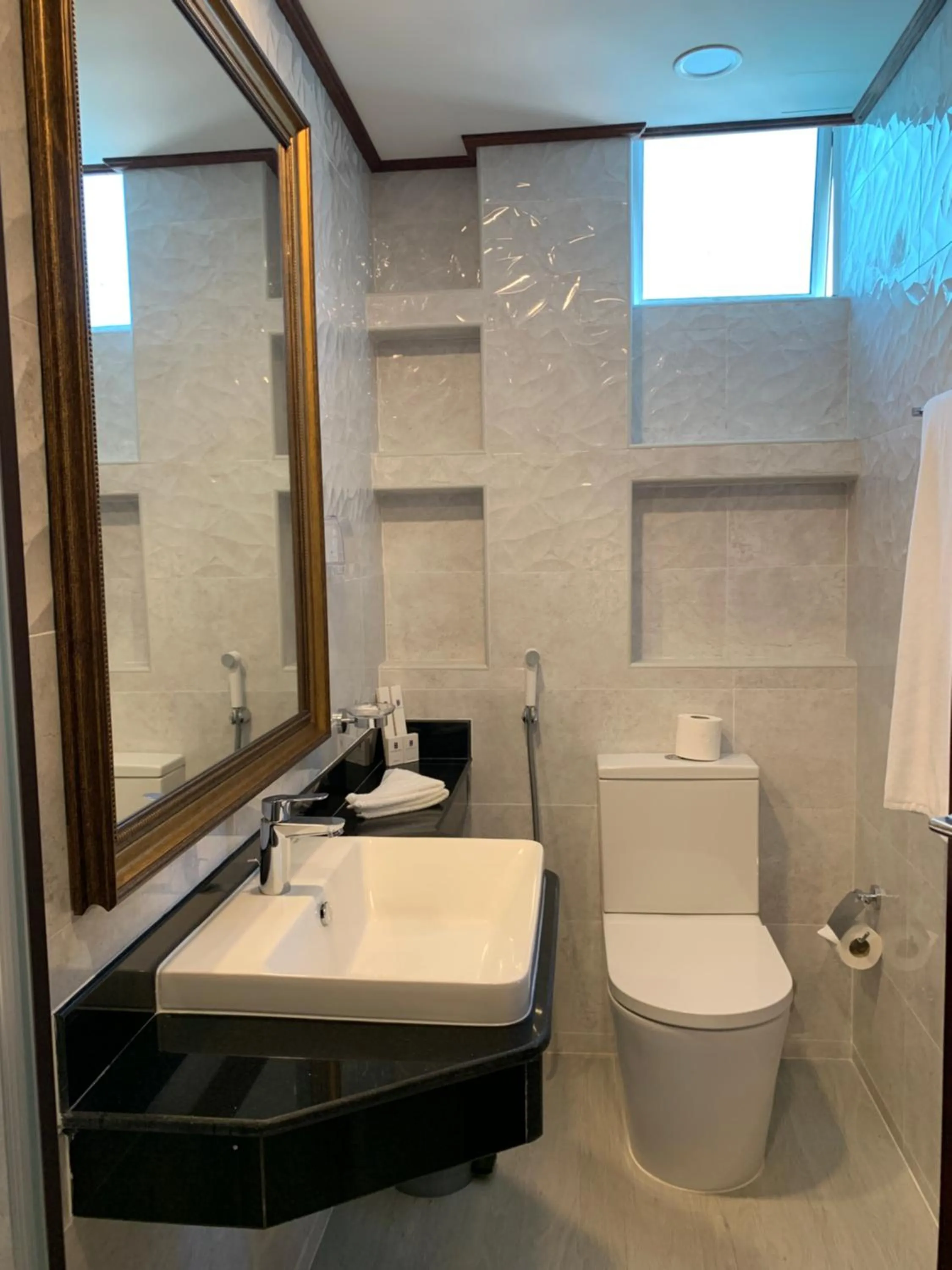 Toilet in Rivethi Beach