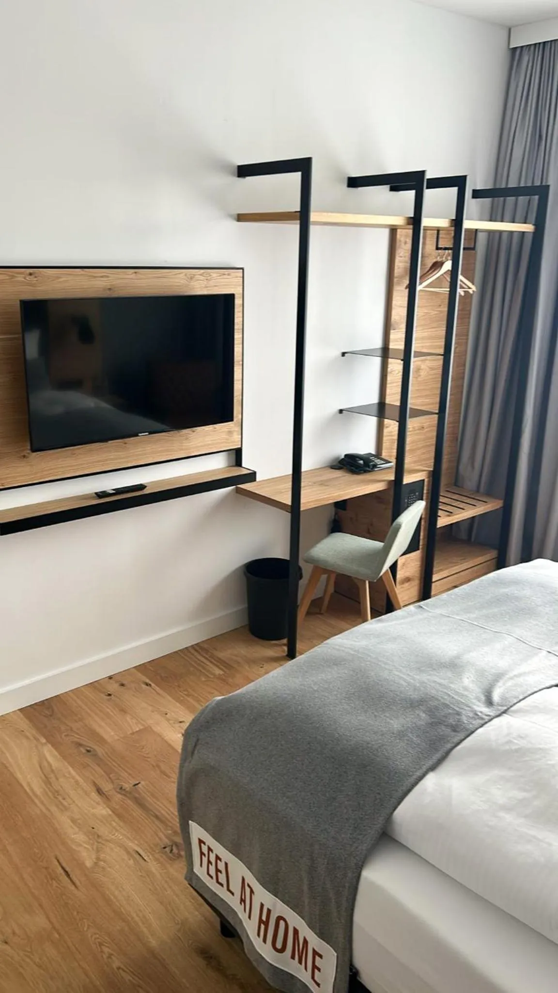 Photo of the whole room, Bed in Hotel Berliner Hof by Coffee Fellows Hotels