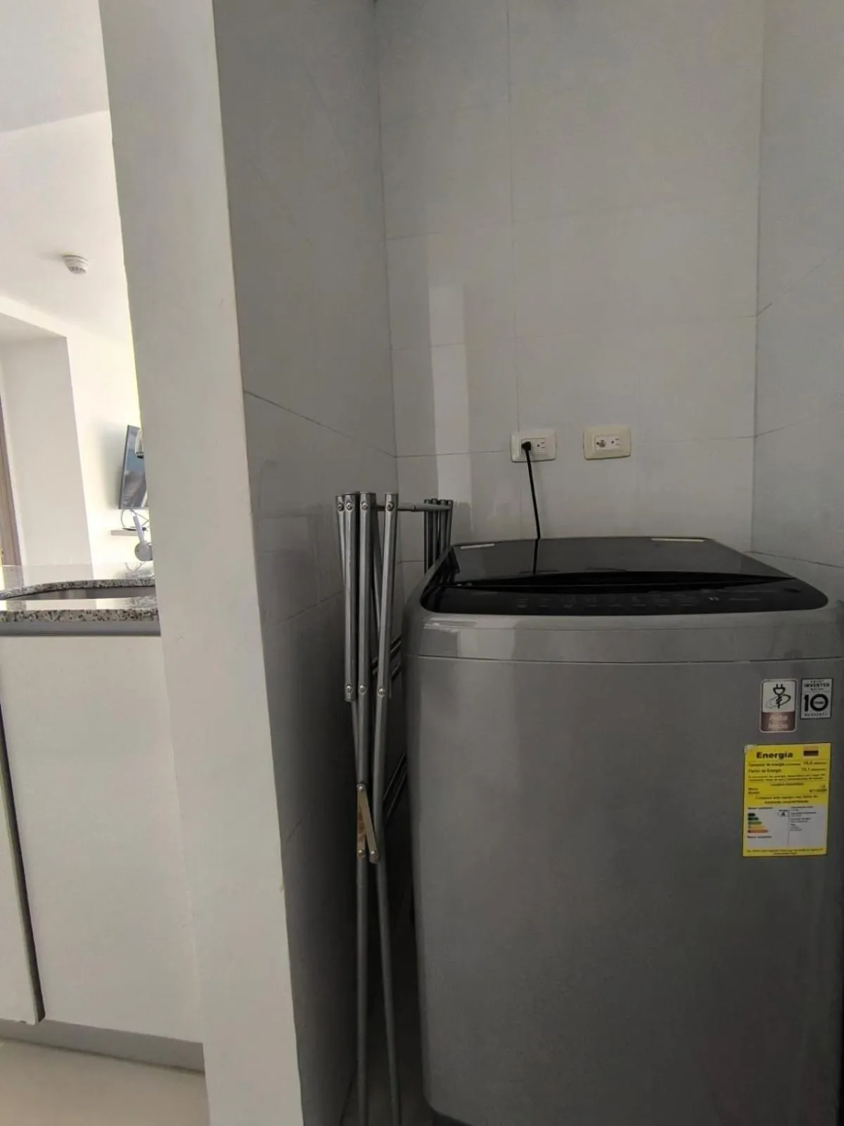 washing machine in Apartamentos frente al mar en Morros City