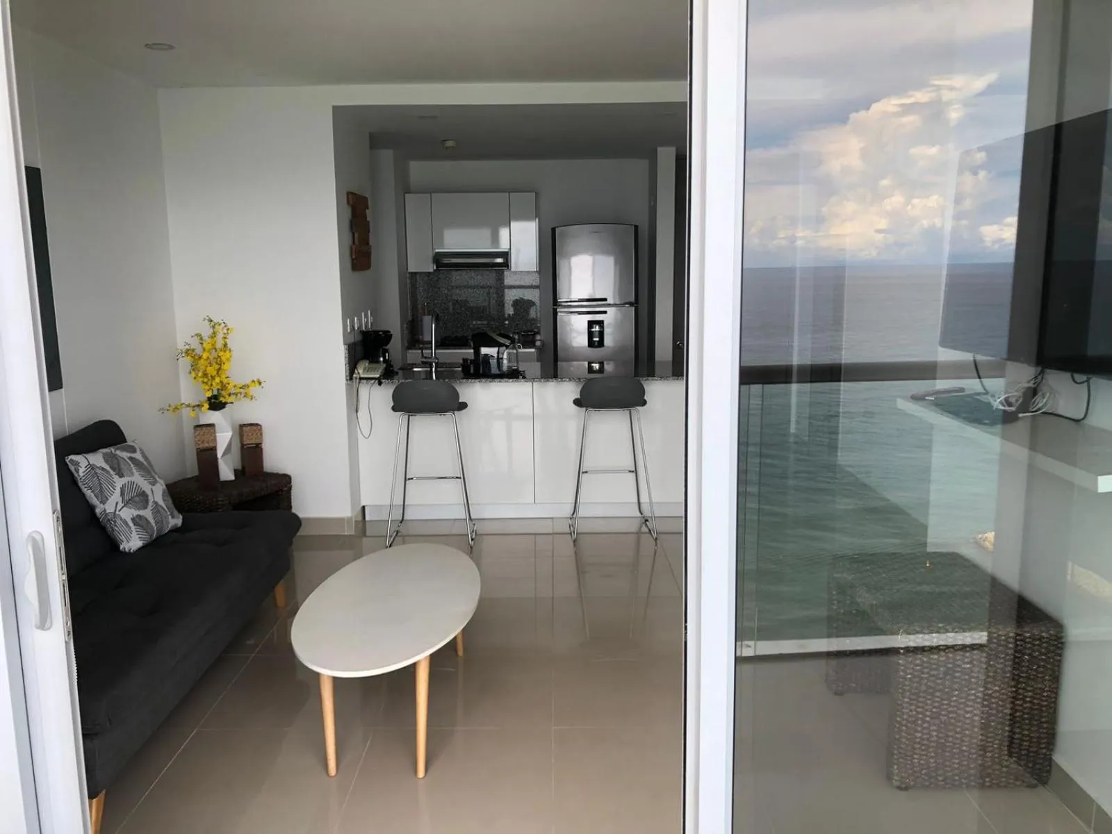 Communal lounge/ TV room in Apartamentos frente al mar en Morros City