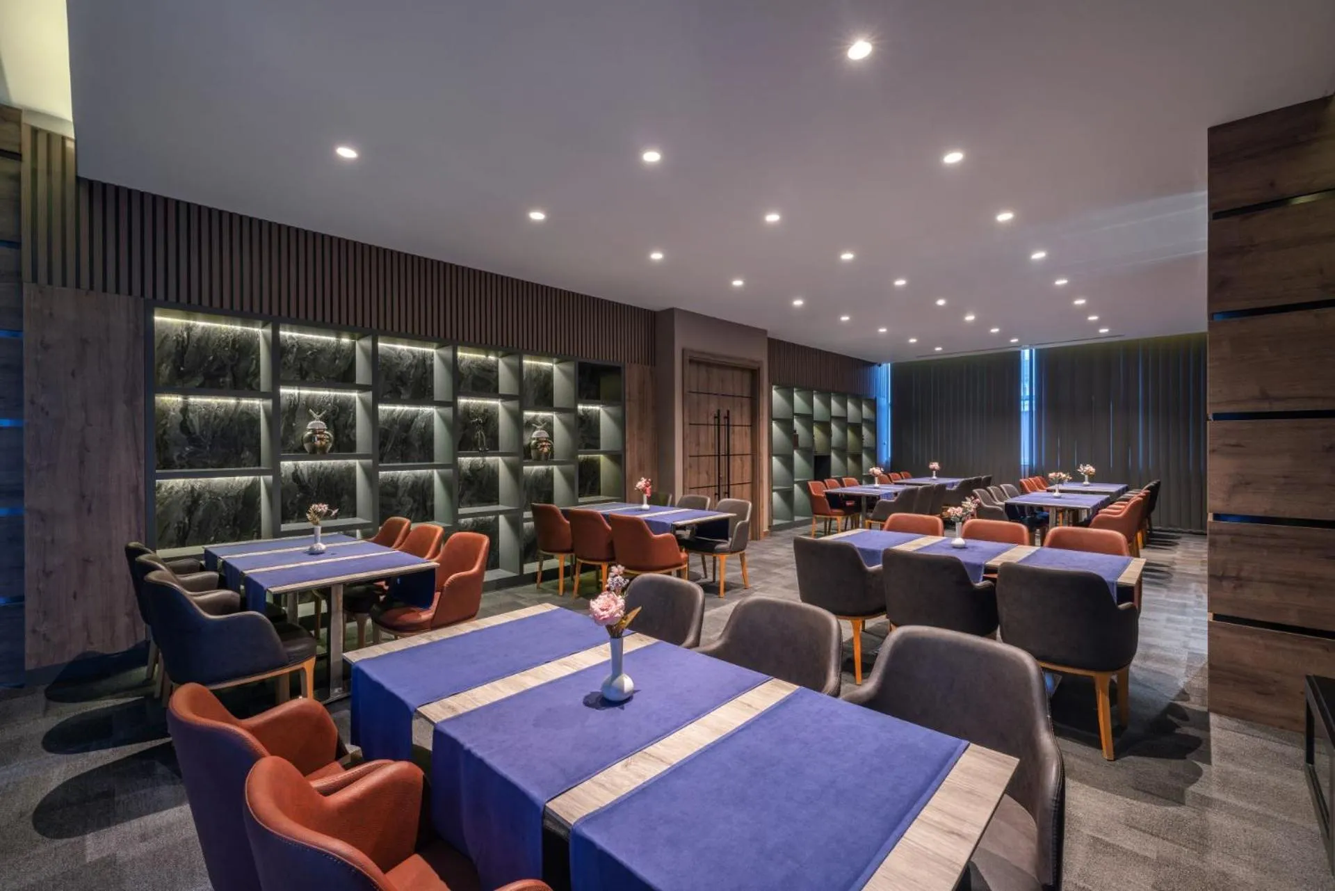 Grand Sapphire City Hotel