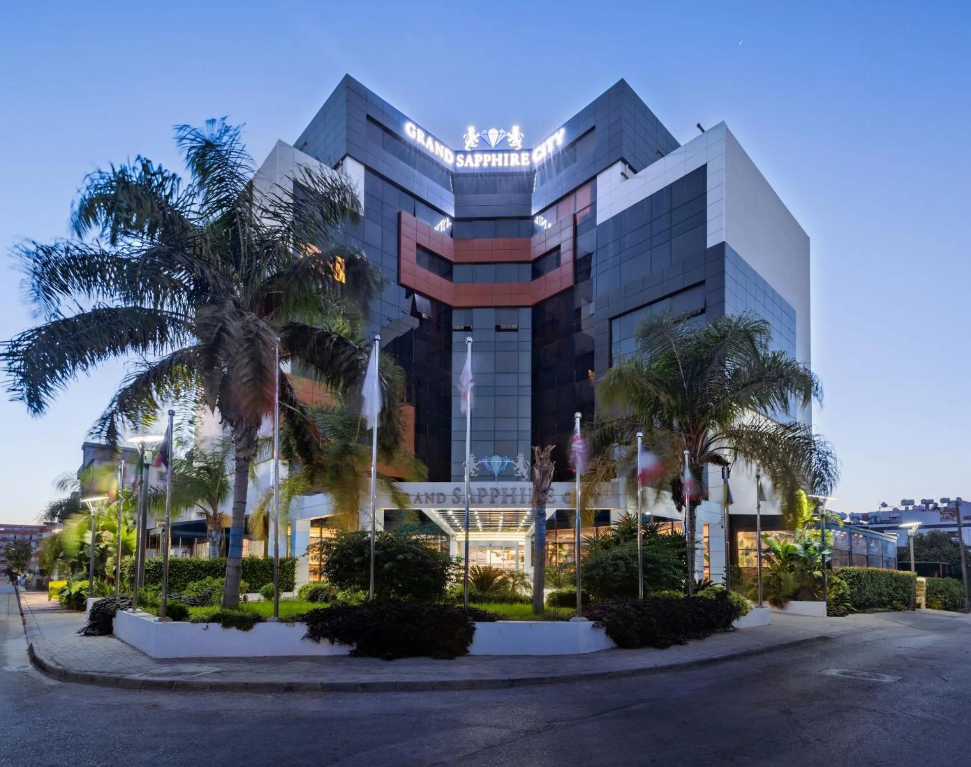 Grand Sapphire City Hotel