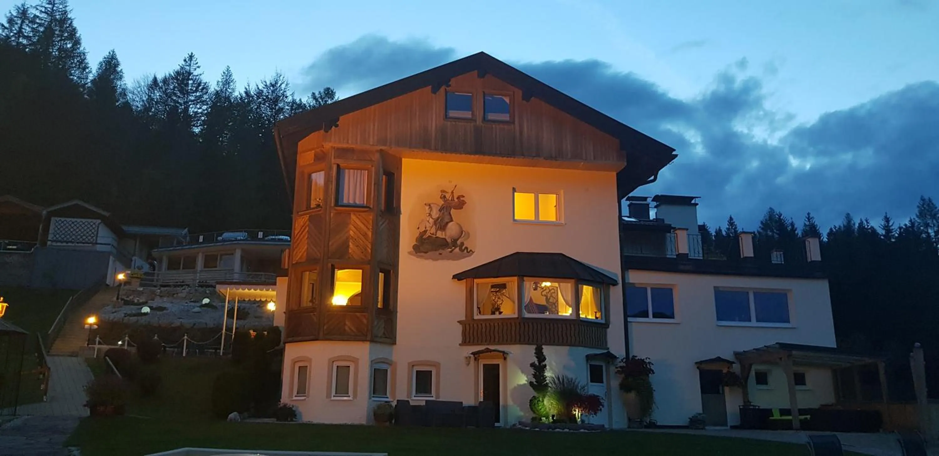 Hotel-Garni Drachenburg
