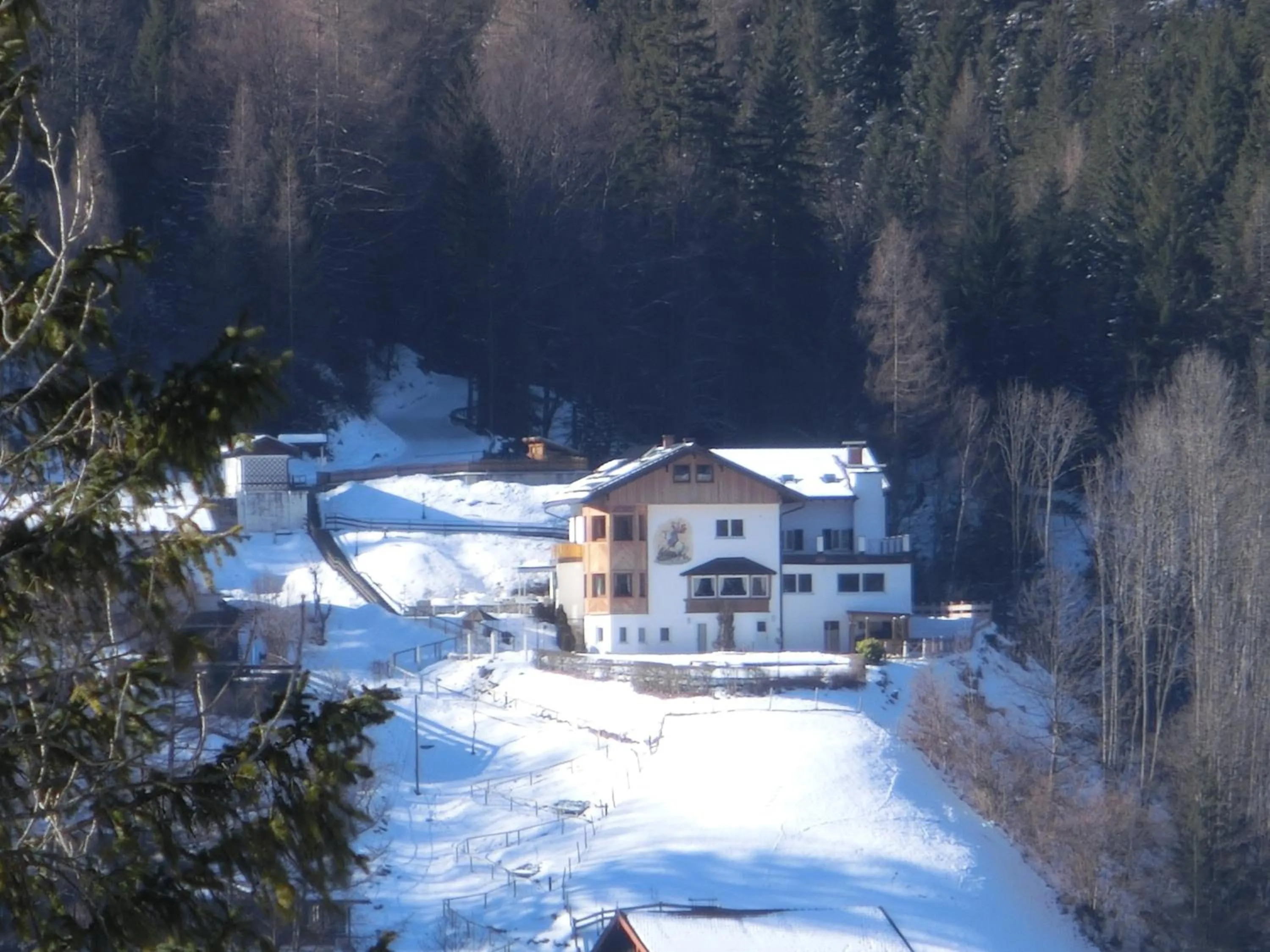 Facade/entrance in Hotel-Garni Drachenburg