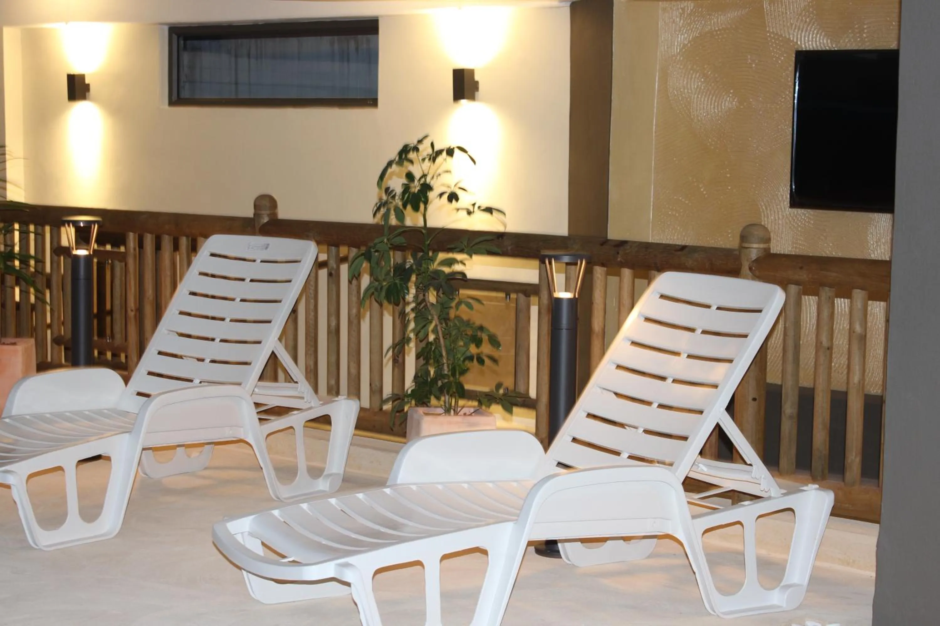 Swimming pool in Sikamifer Tourist Resort