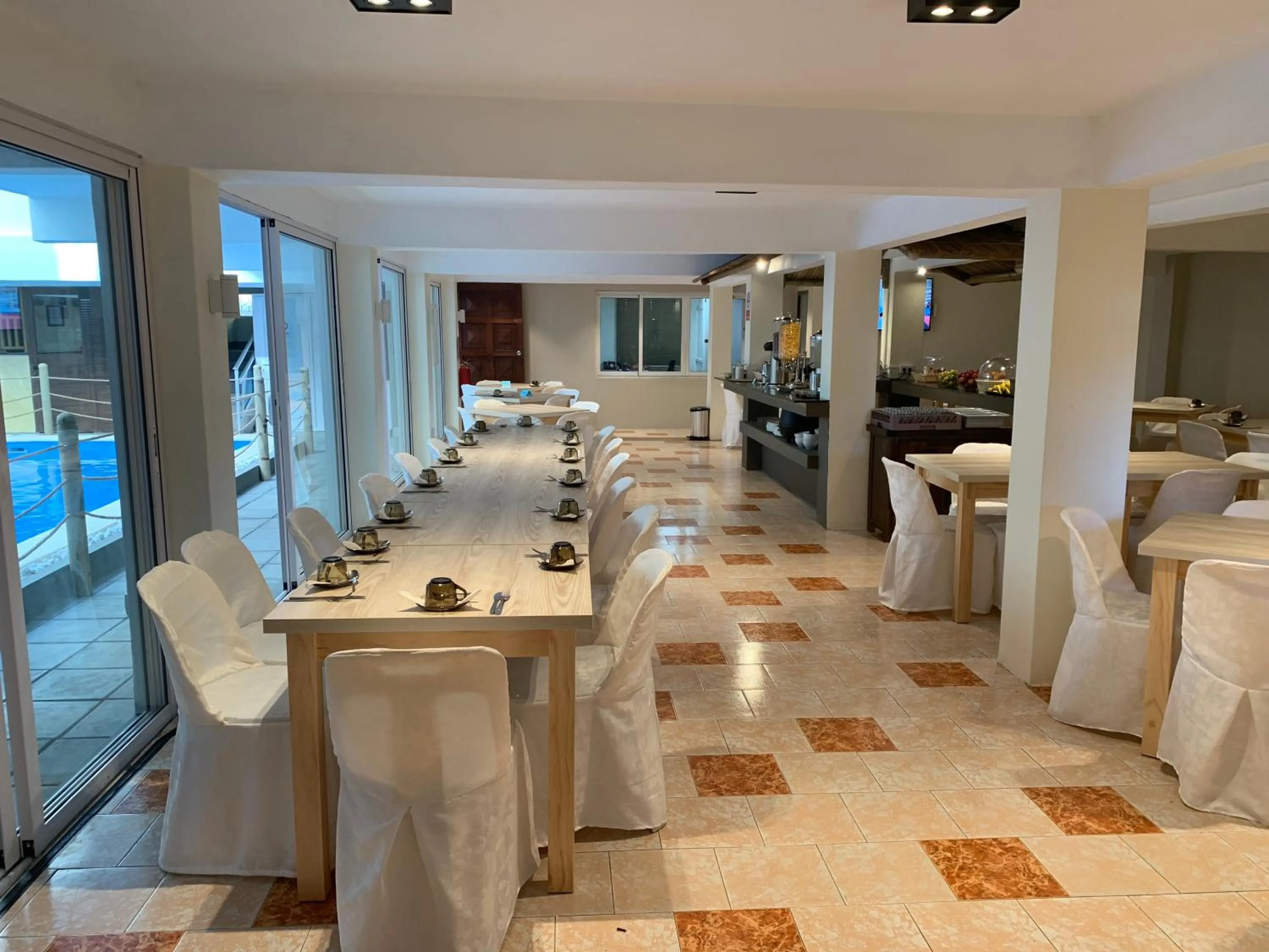 Restaurant/places to eat in Sikamifer Tourist Resort