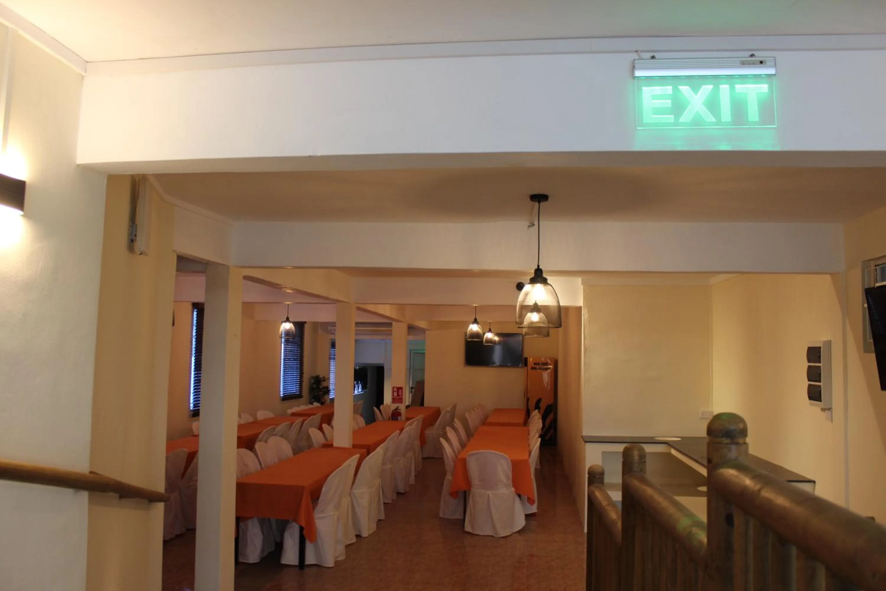 Restaurant/places to eat in Sikamifer Tourist Resort