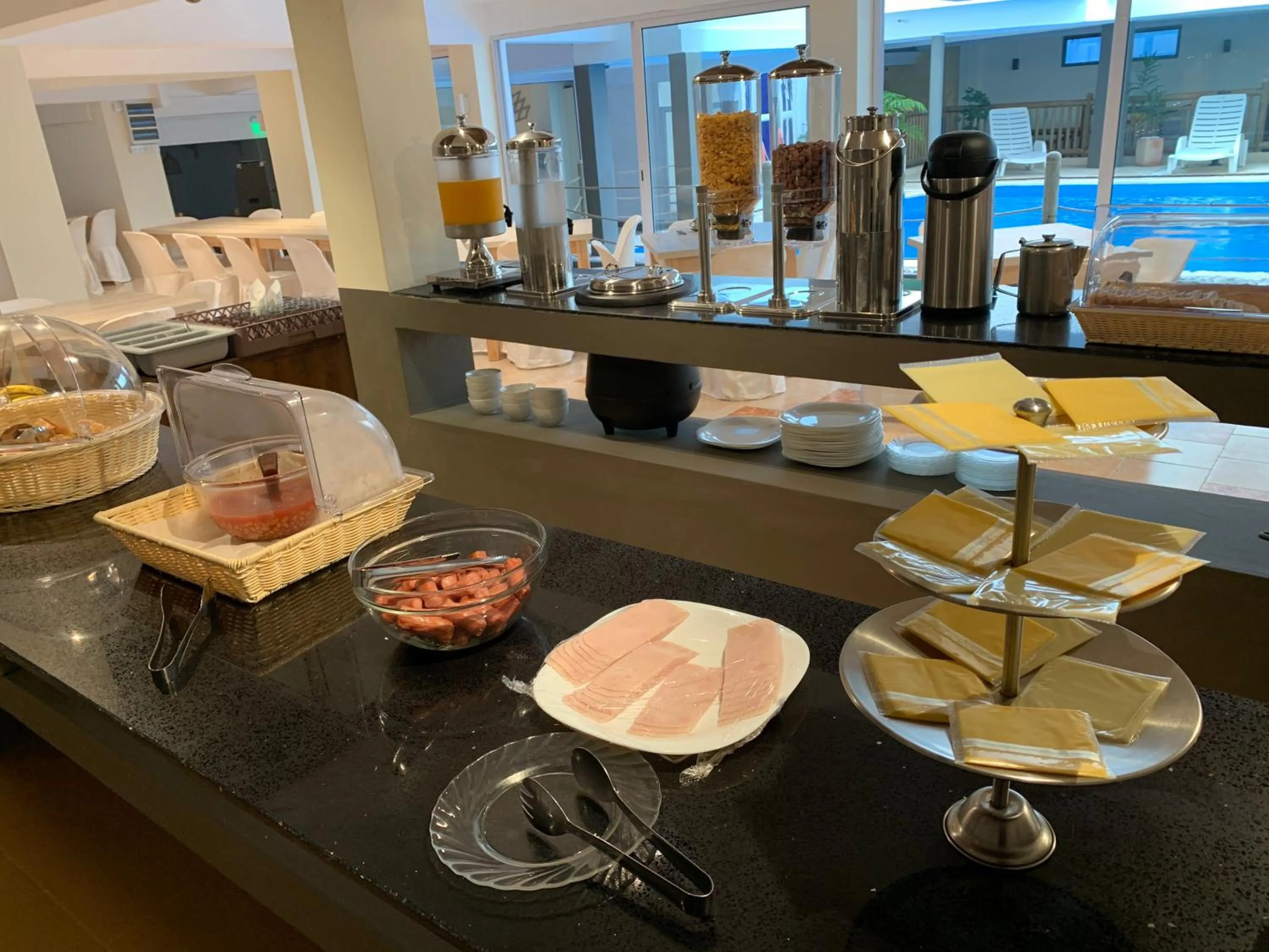 Buffet breakfast in Sikamifer Tourist Resort