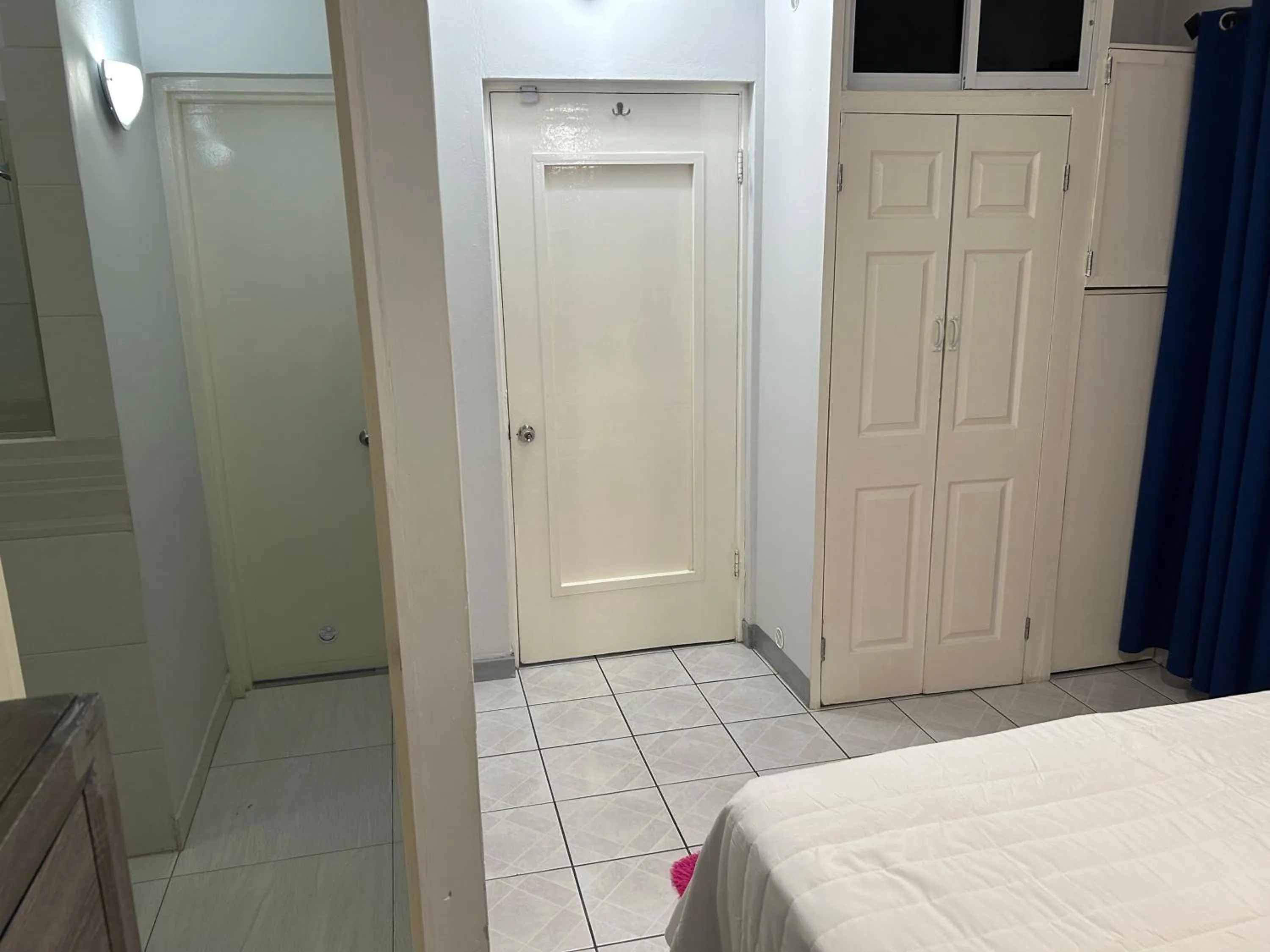 Bedroom, Bed in Contemporary Ocean view 2bed Carib Ocho Rios Condo