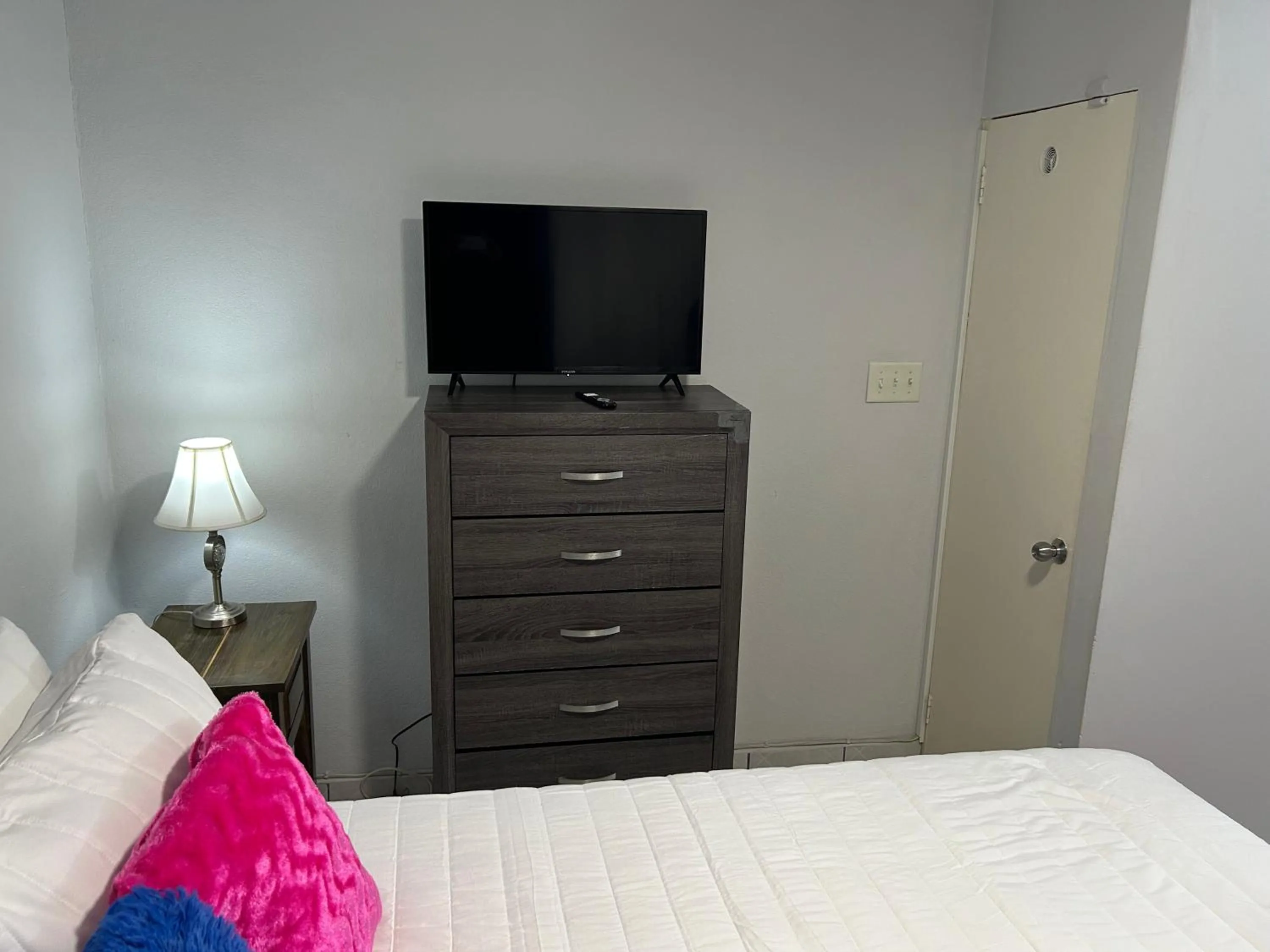 Bedroom, Bed in Contemporary Ocean view 2bed Carib Ocho Rios Condo