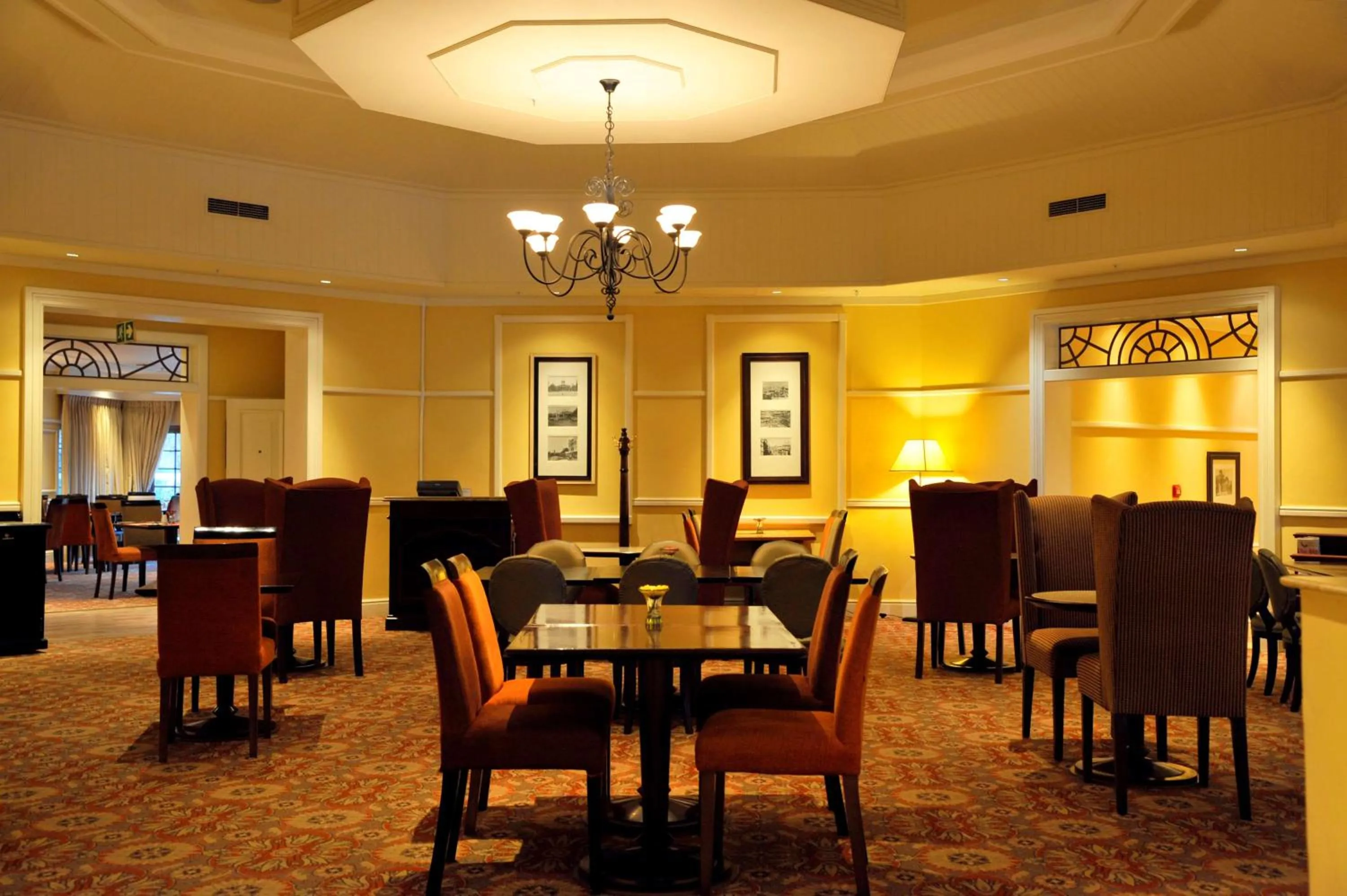 Restaurant/places to eat in Southern Sun Bloemfontein