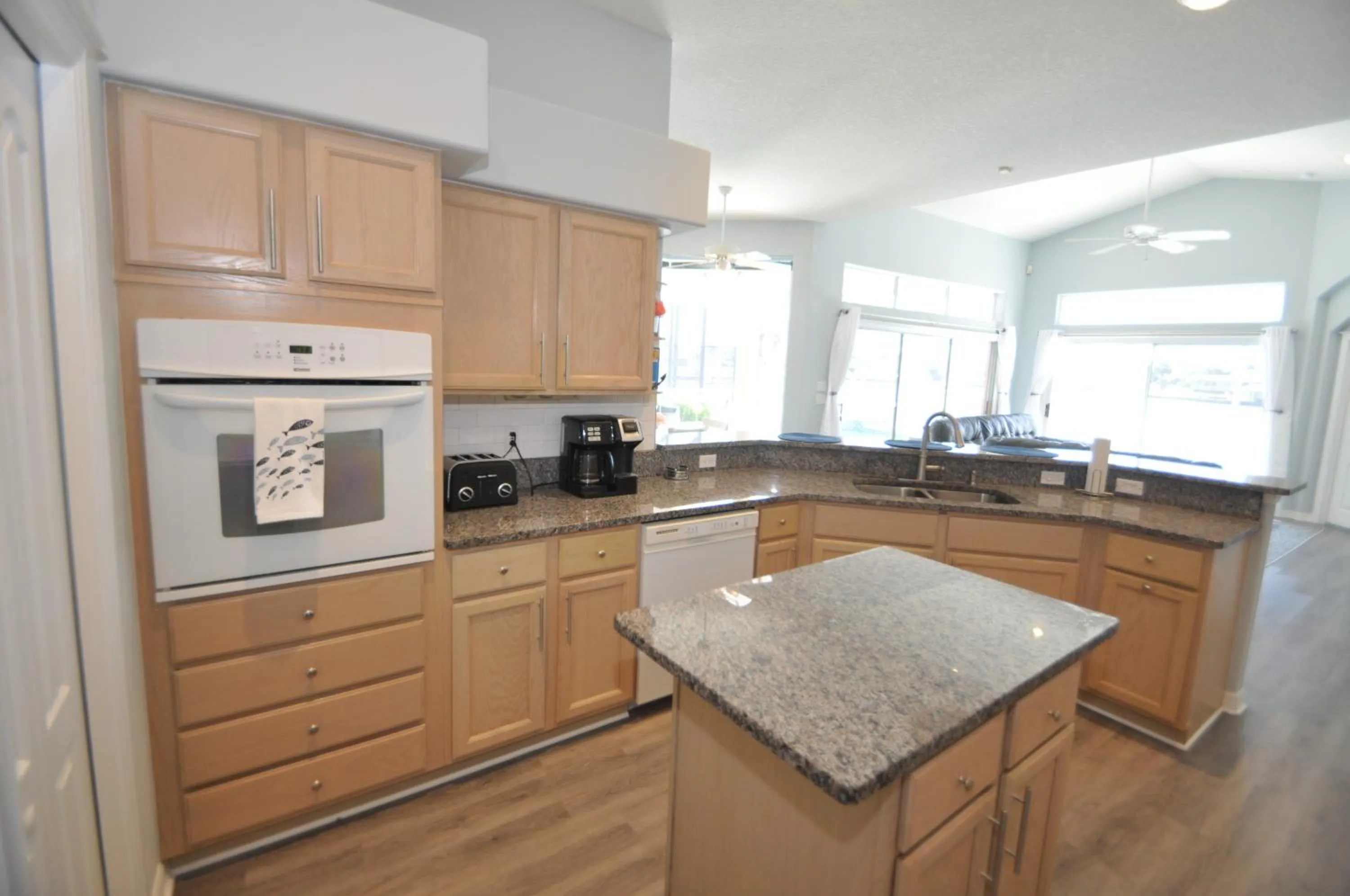 Sunset Bay Beautiful Pool Home - Bring Your Boat or Jet Ski - Canal with Dock- Sleeps 10 - 4 BD