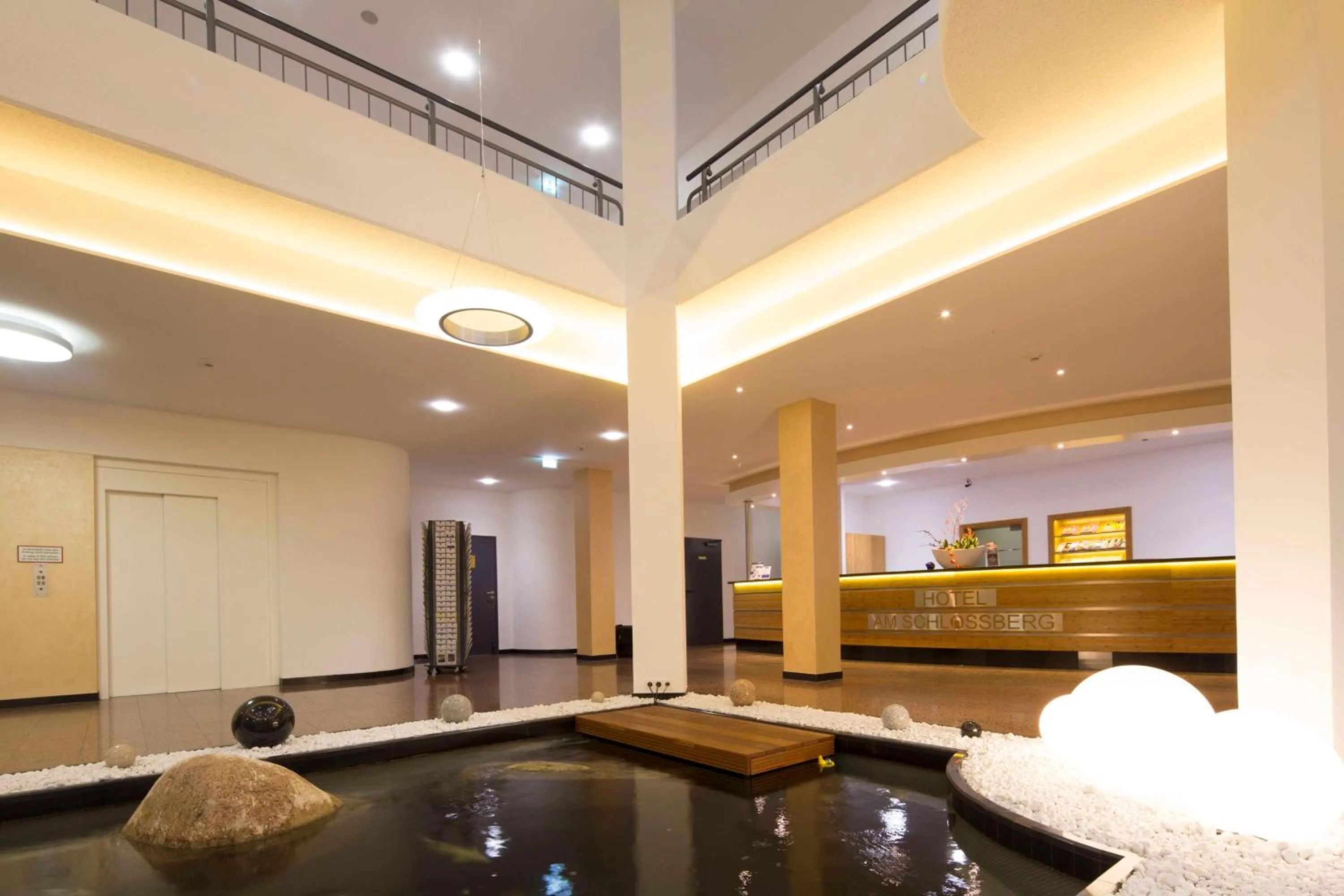 Lobby or reception in Best Western Plus Hotel Am Schlossberg