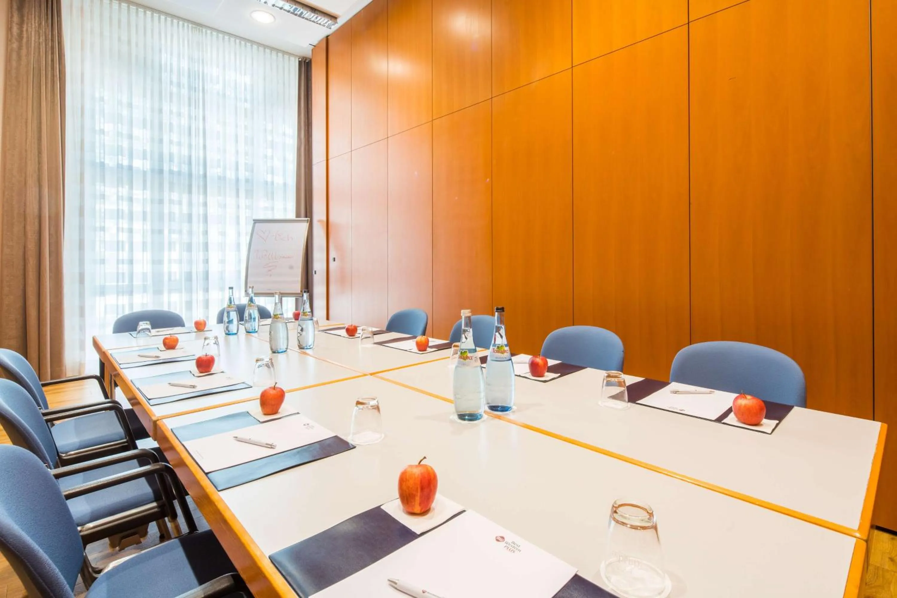 Meeting/conference room in Best Western Plus Hotel Am Schlossberg