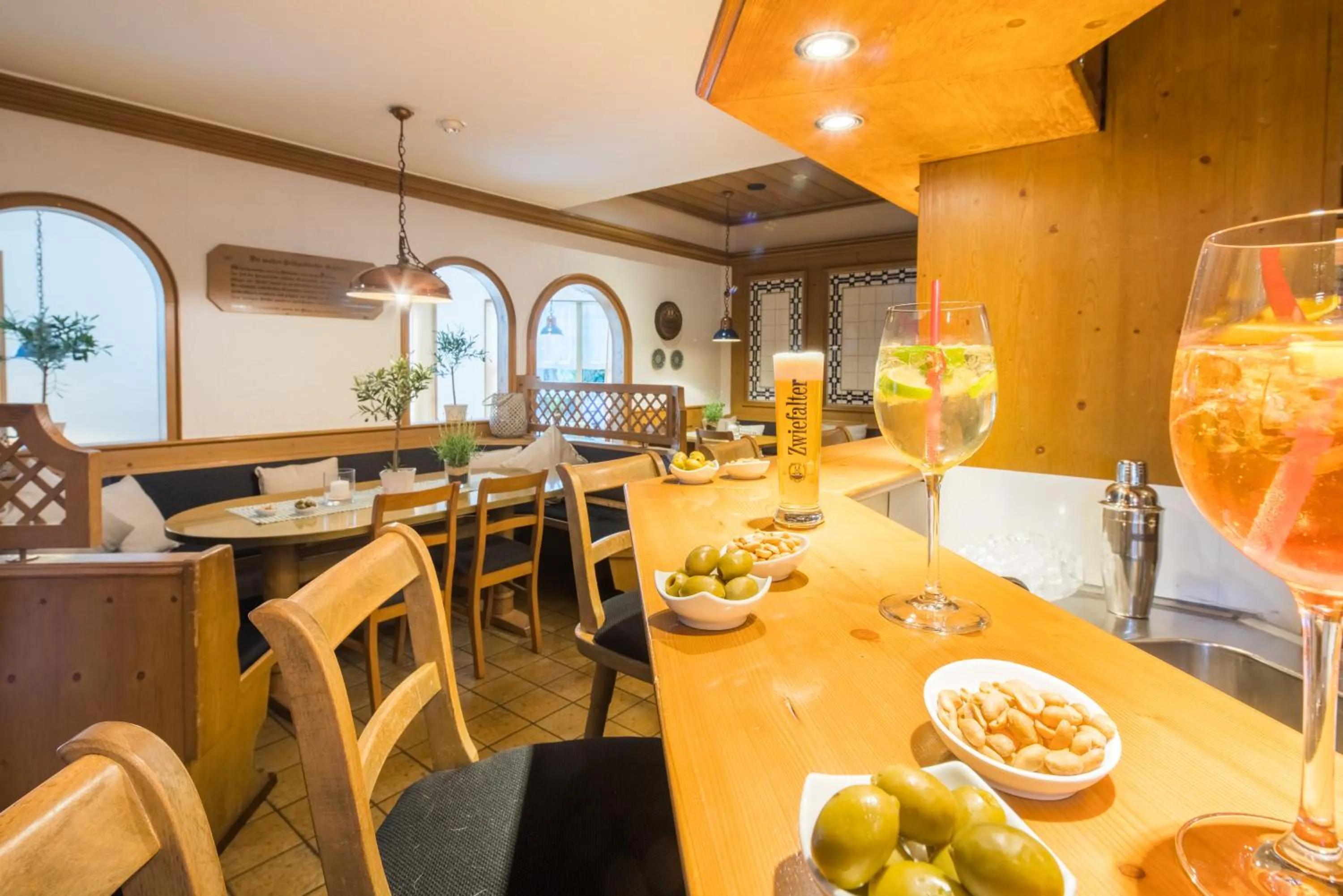 Lounge or bar in Best Western Plus Hotel Am Schlossberg