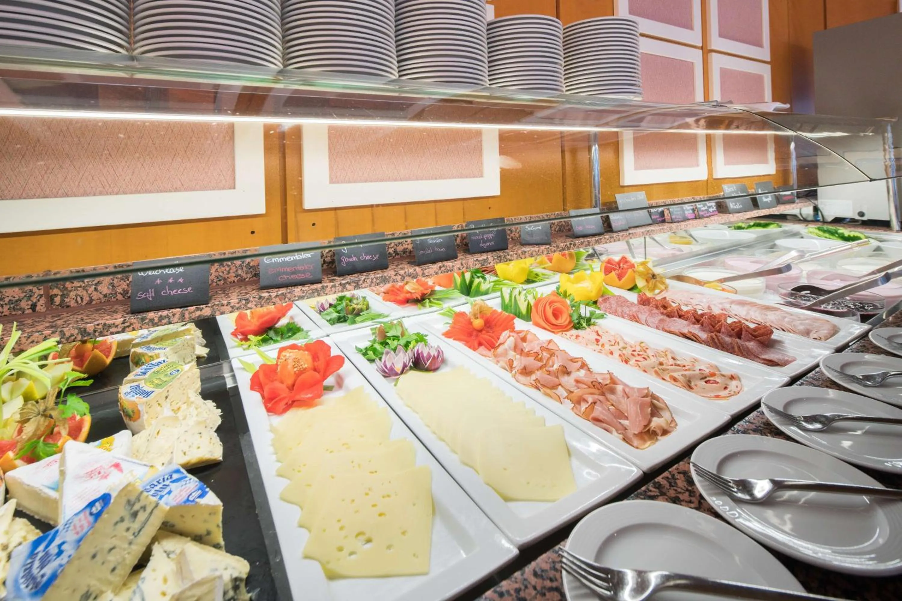 Breakfast in Best Western Plus Hotel Am Schlossberg