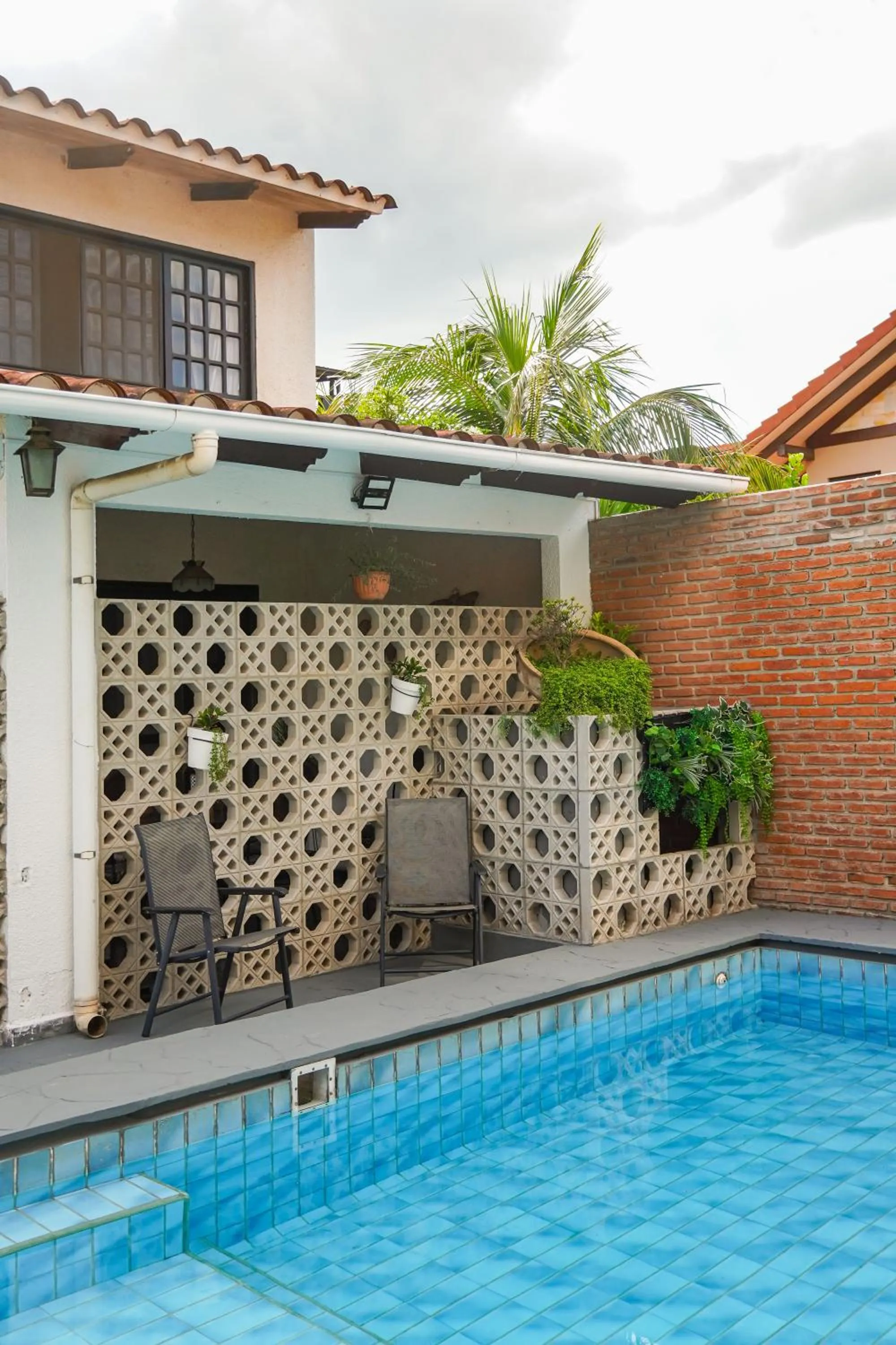 Swimming pool in Chairu Eco Hotel