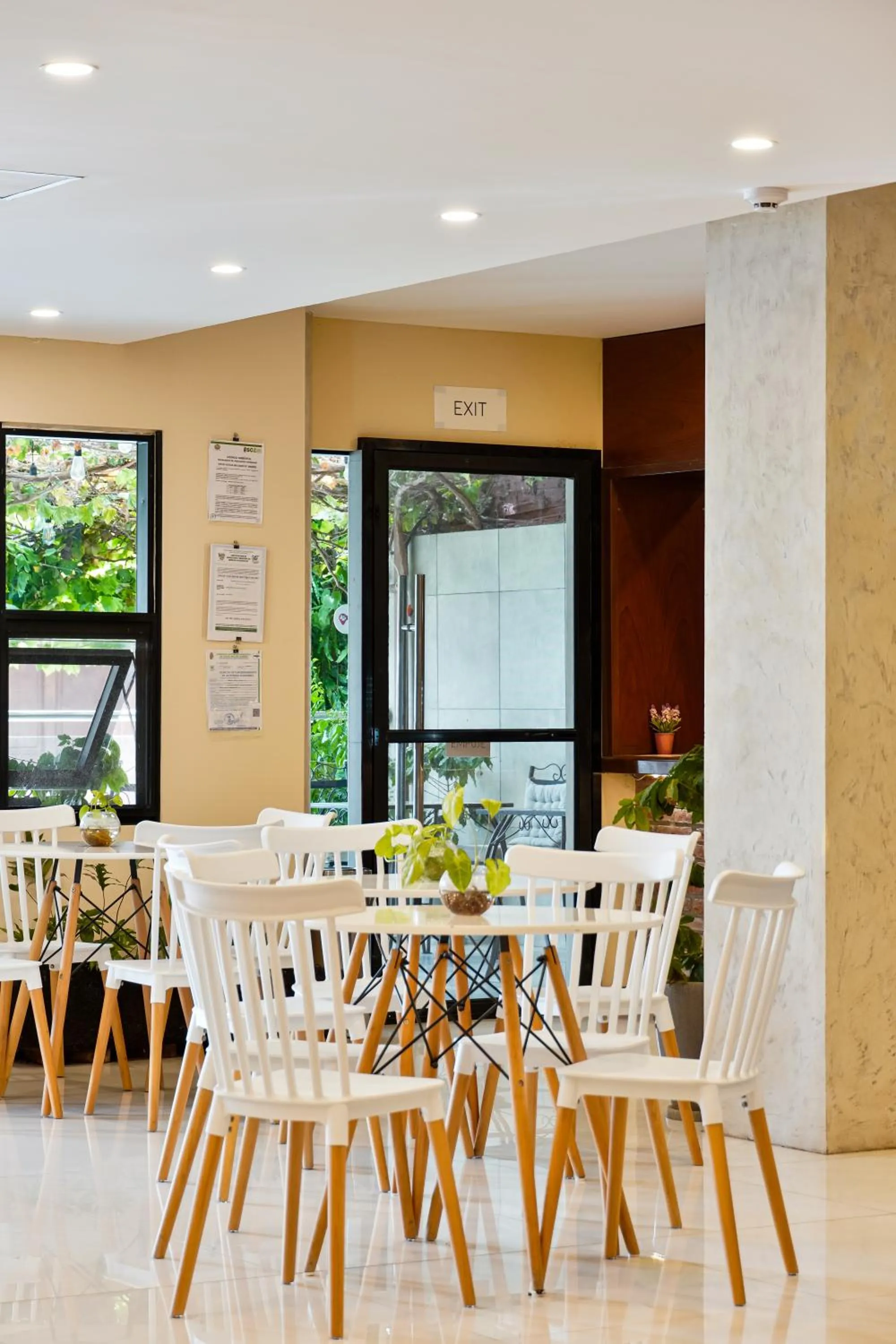 Dining area in Chairu Eco Hotel