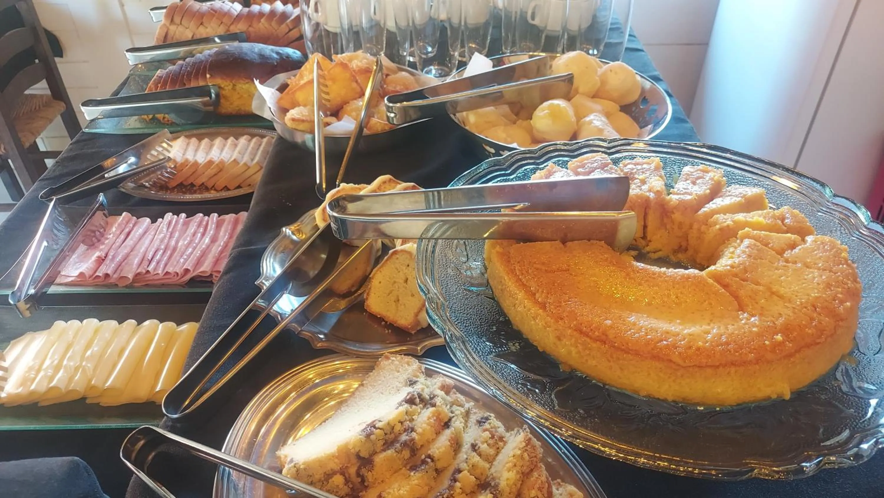 Breakfast in Pousada Kauai